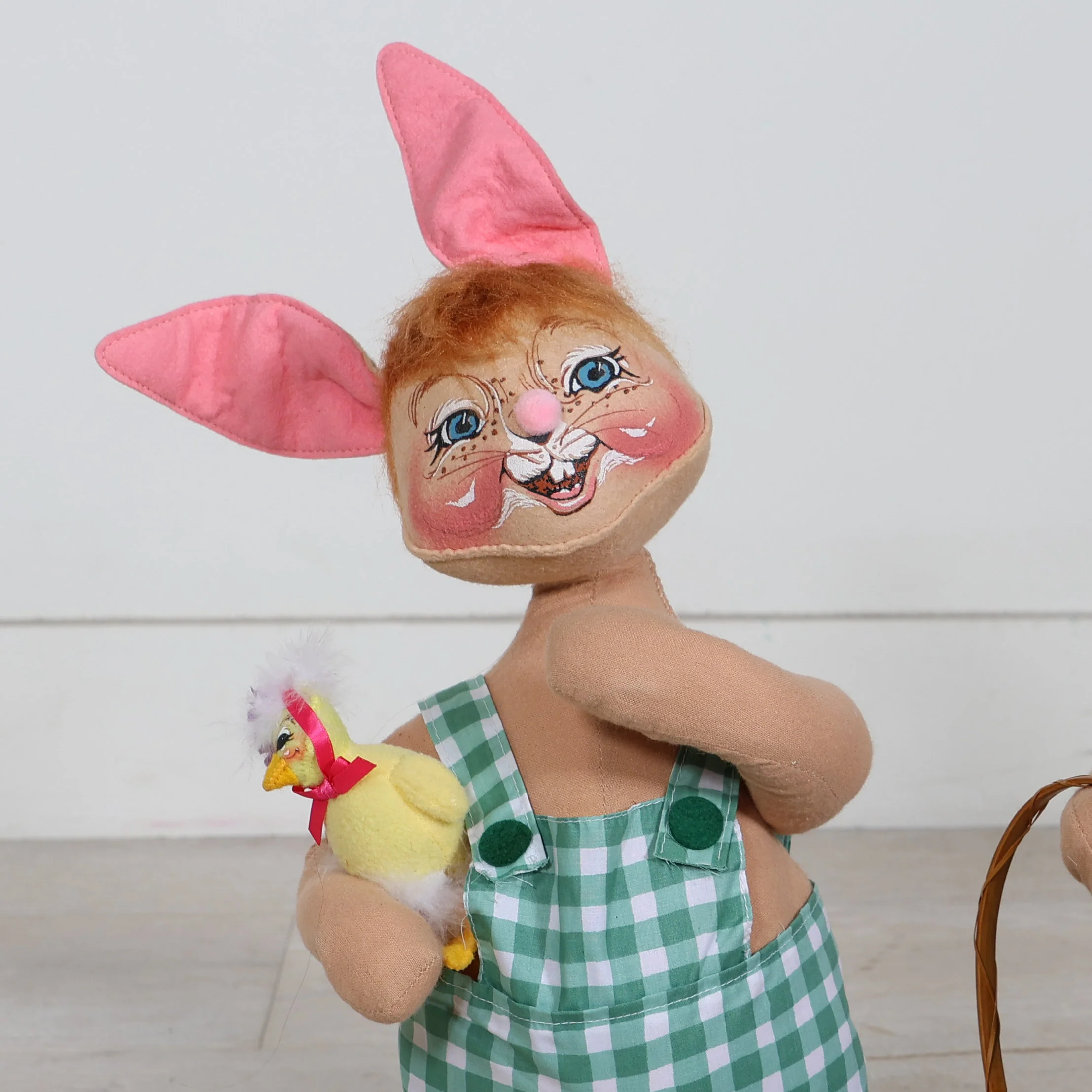 Annalee Gingham Easter Bunny Couple - Image 3