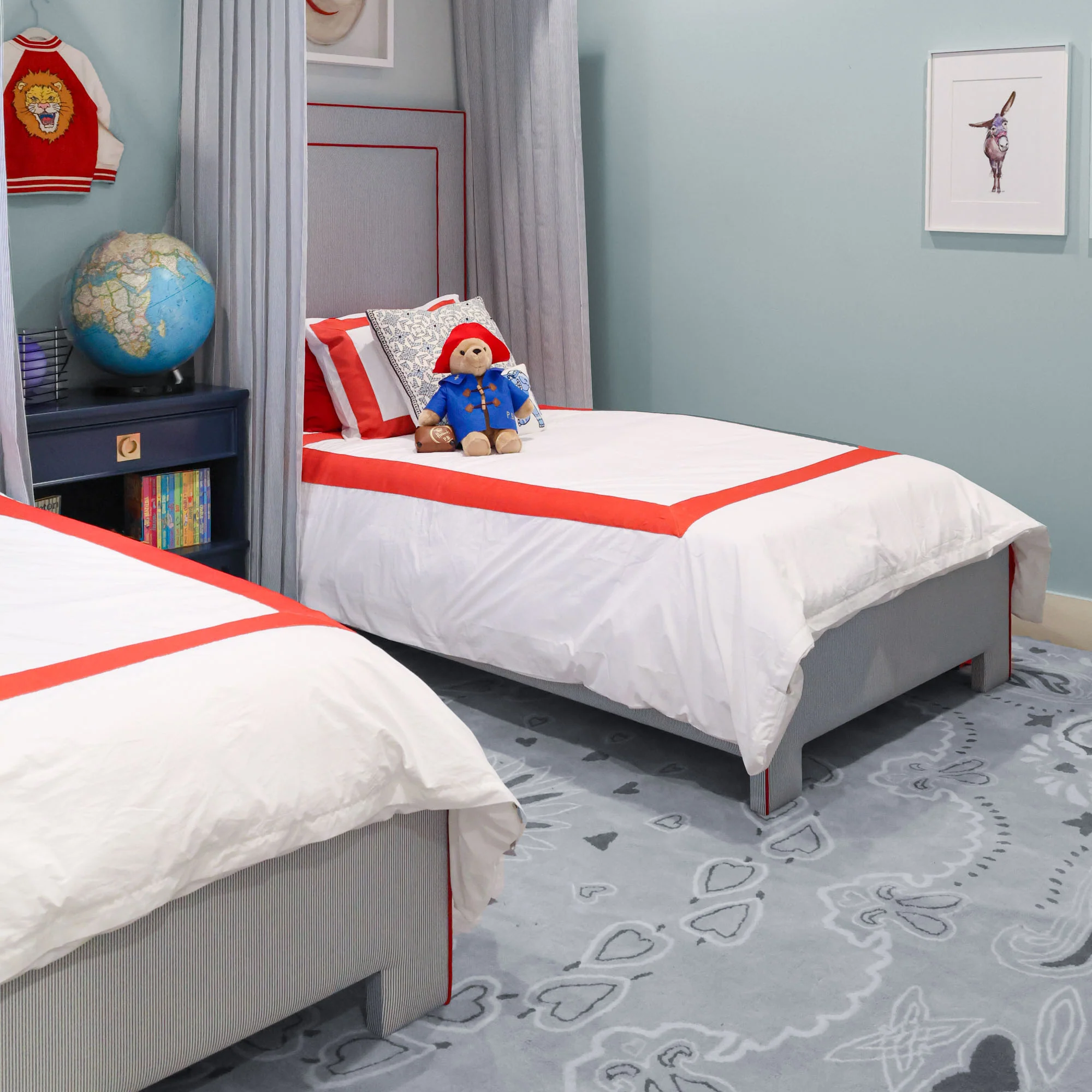 Bandana Blue Tufted Rug - Image 3