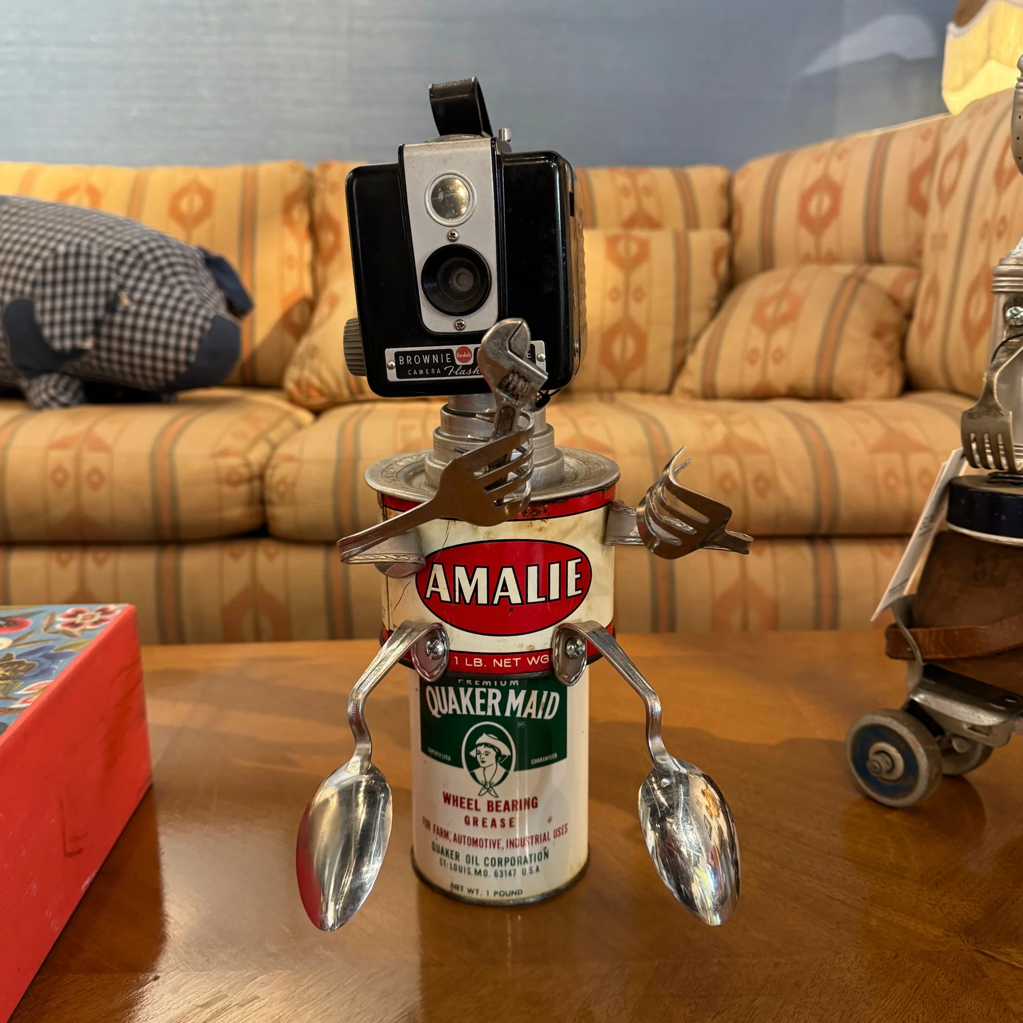 Camera Metal Sculpture - Image 3