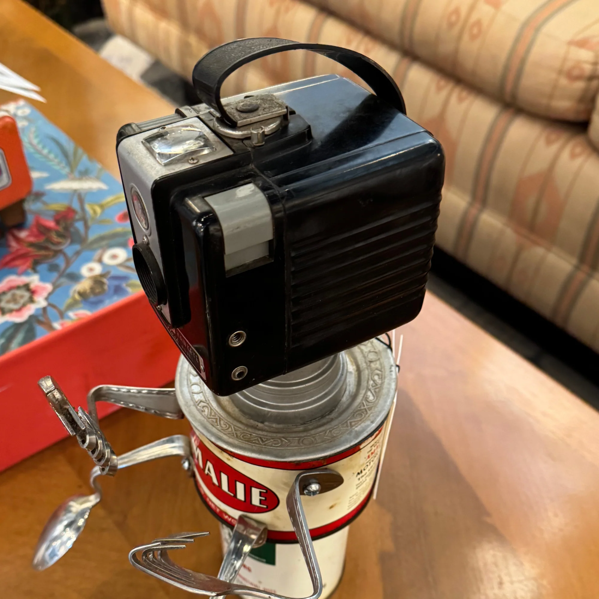 Camera Metal Sculpture - Image 4