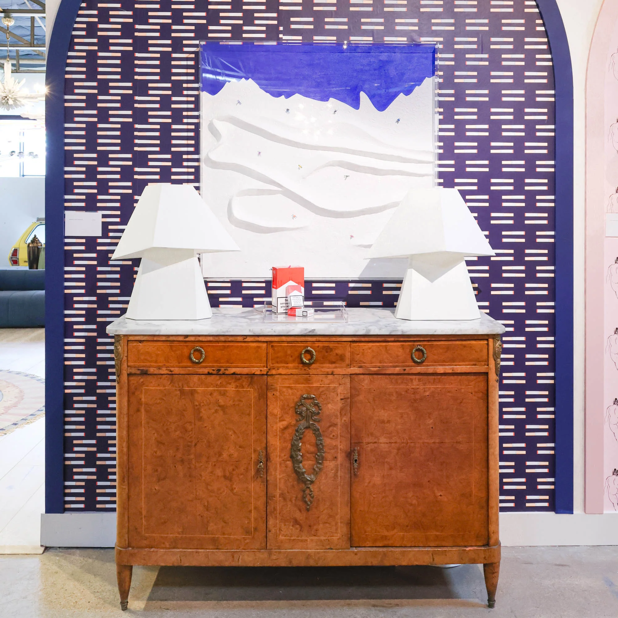 Ciggy Ciggy on Navy Wallpaper - Image 3