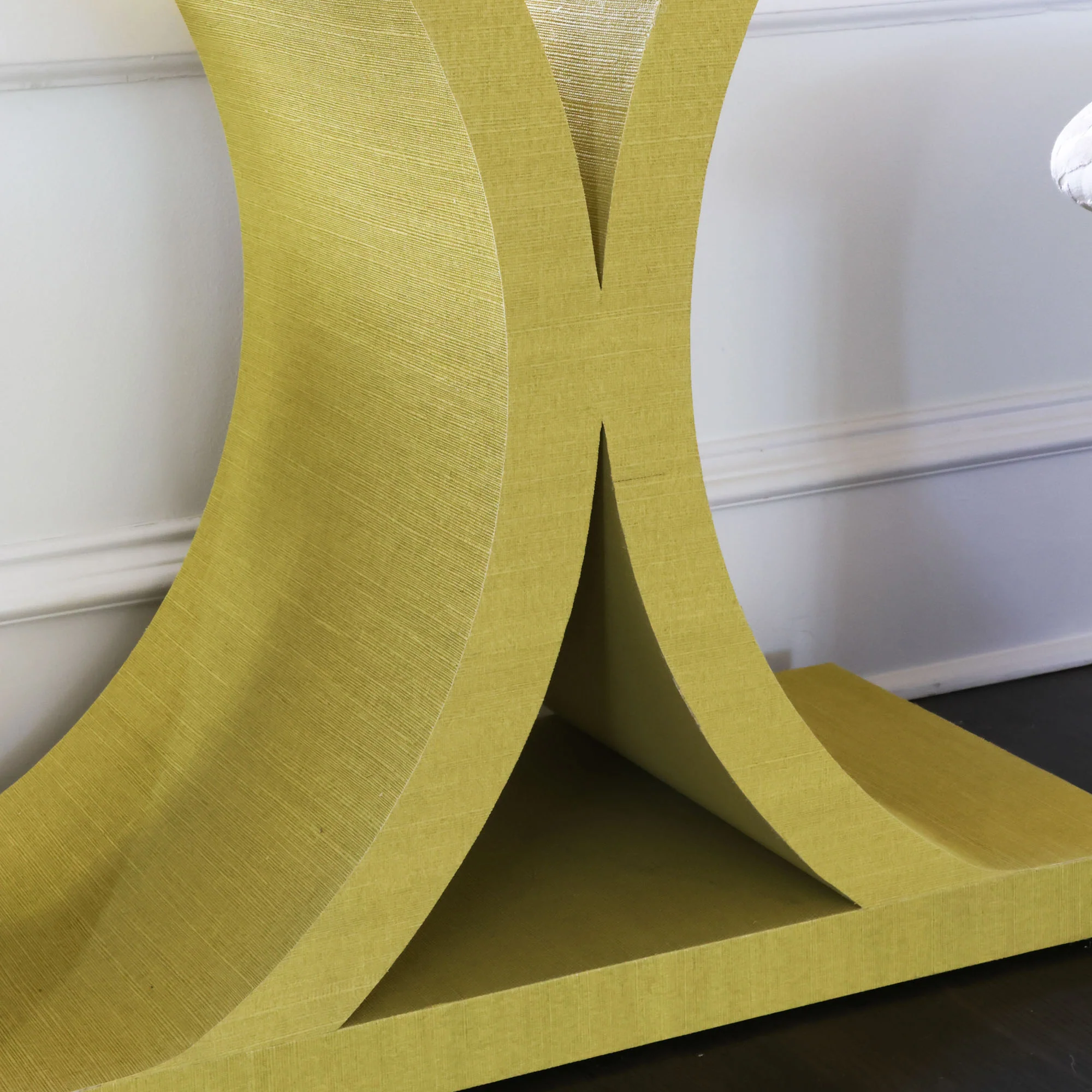 Collins Sisal Grasscloth Wallpaper - Image 3