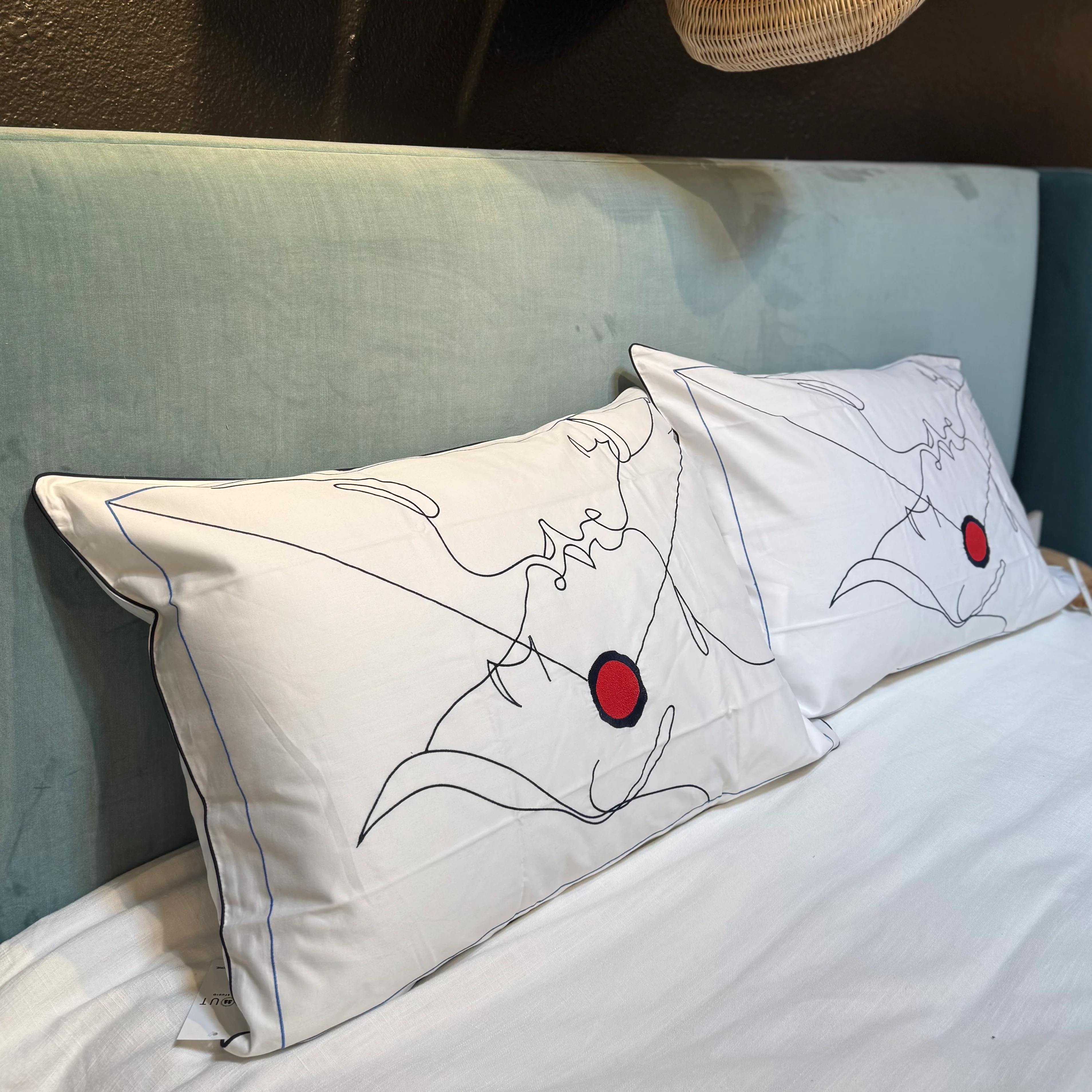 Couple Kiss Envelope Pillow Cover - Image 2