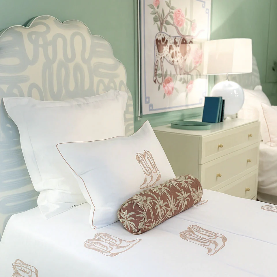 Custom Juliet Bed - Image 34