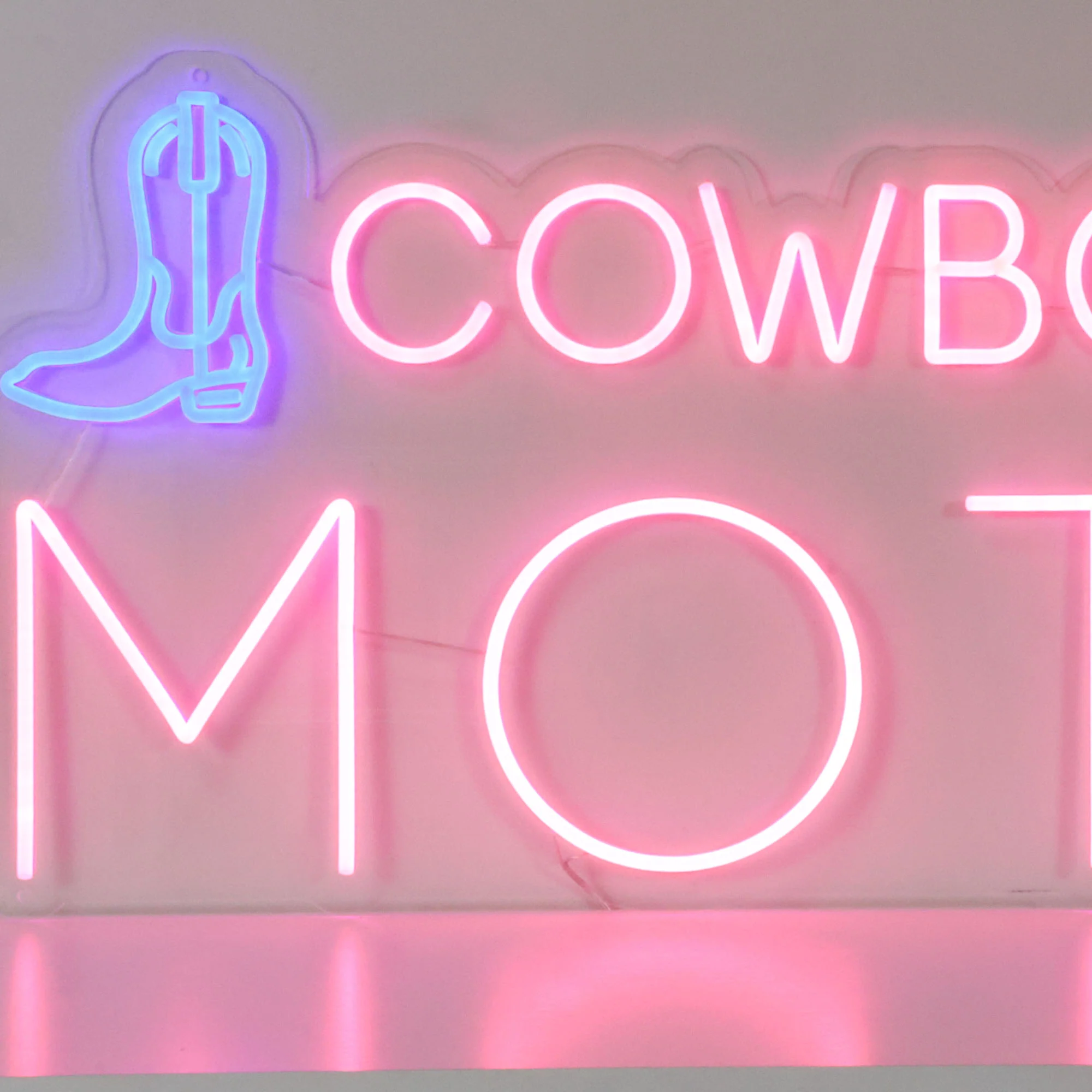 Cowboy Motel Neon Sign - Image 4