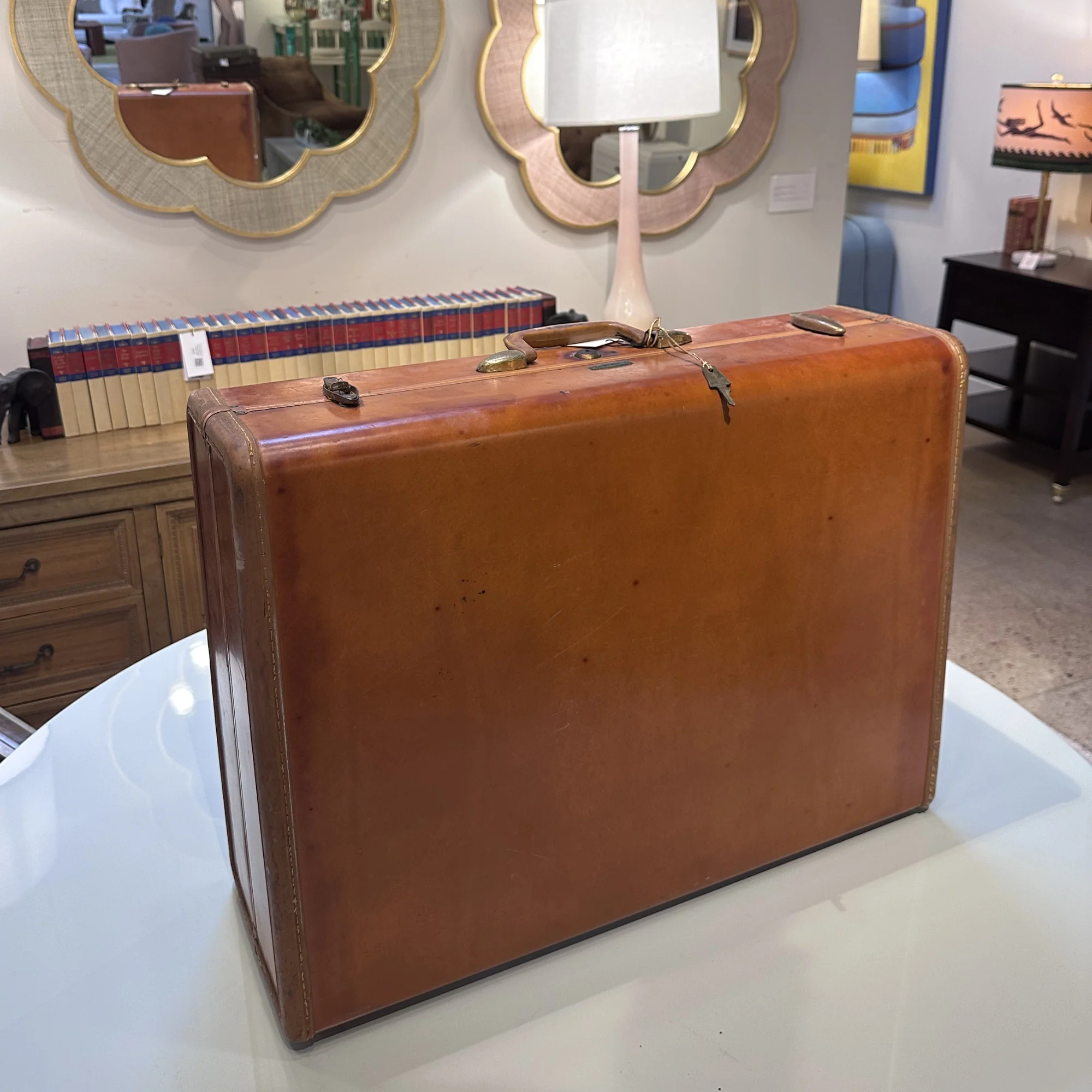 Vintage Smasonite Streamline Luggage - Image 2