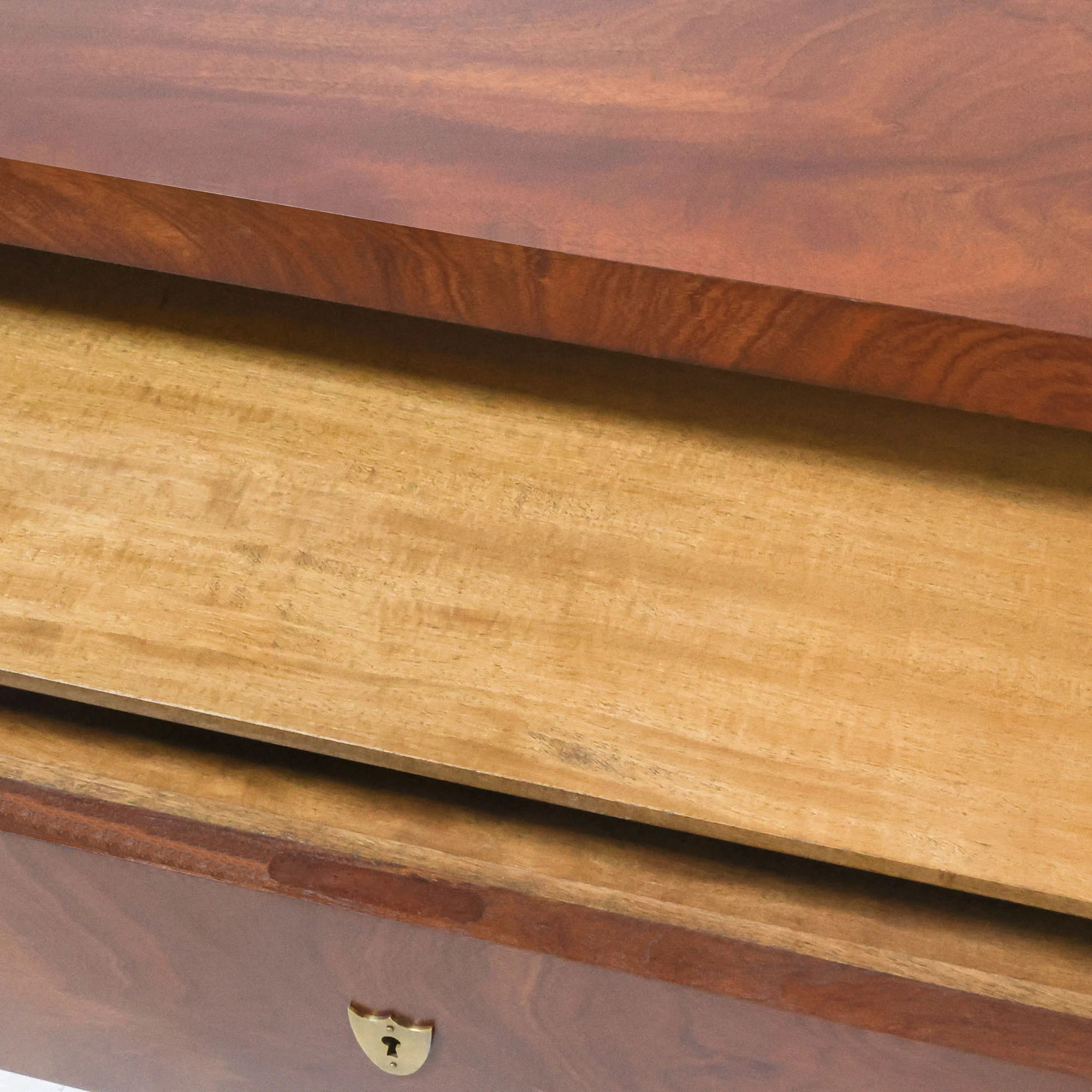 Esquire Chest - Image 7