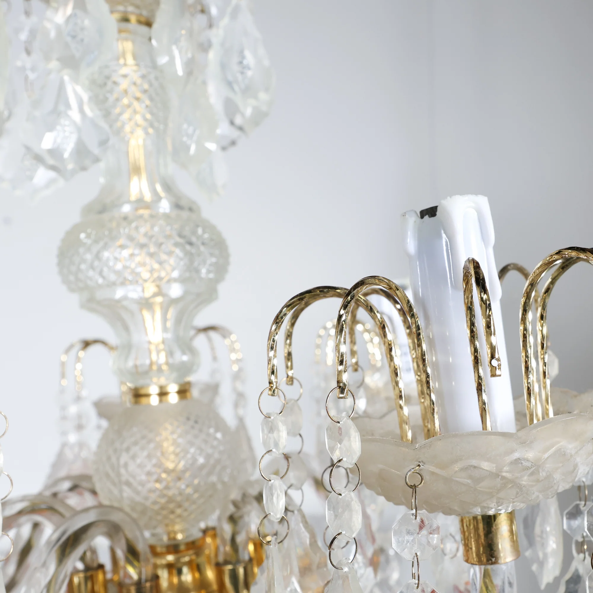 Crystal and Acrylic Chandelier - Image 5