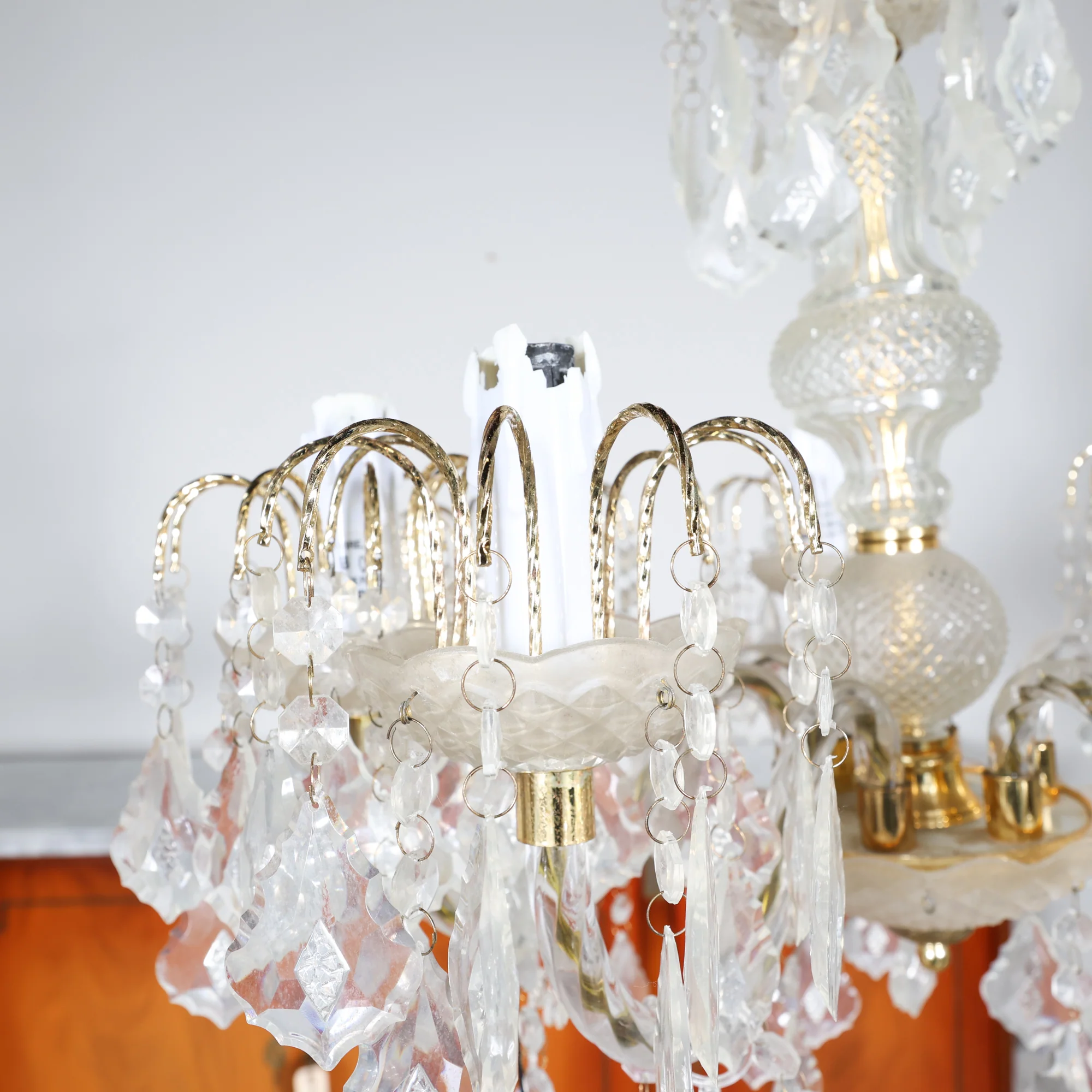 Crystal and Acrylic Chandelier - Image 8