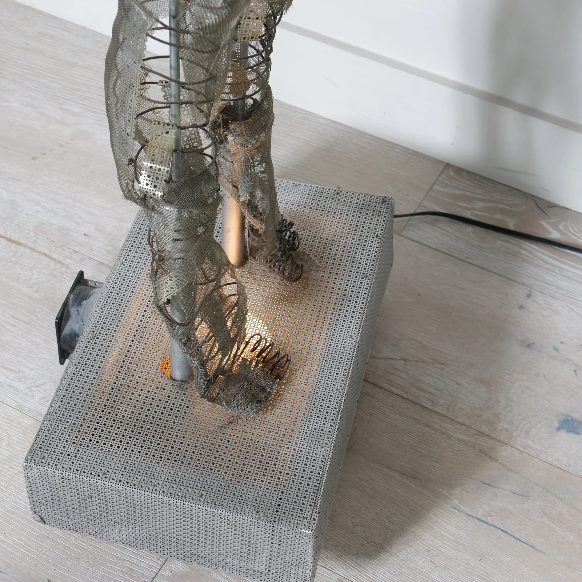 Metal Sculpture - Image 11