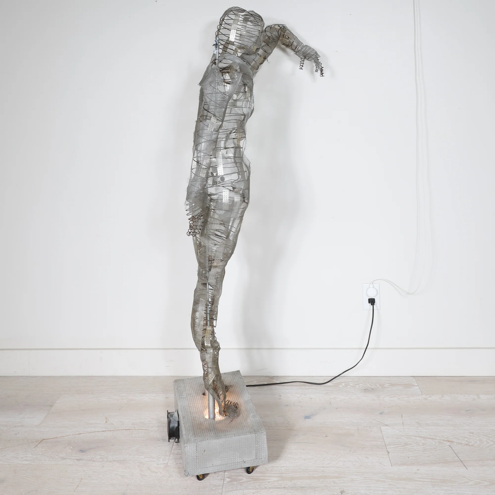 Metal Sculpture - Image 6