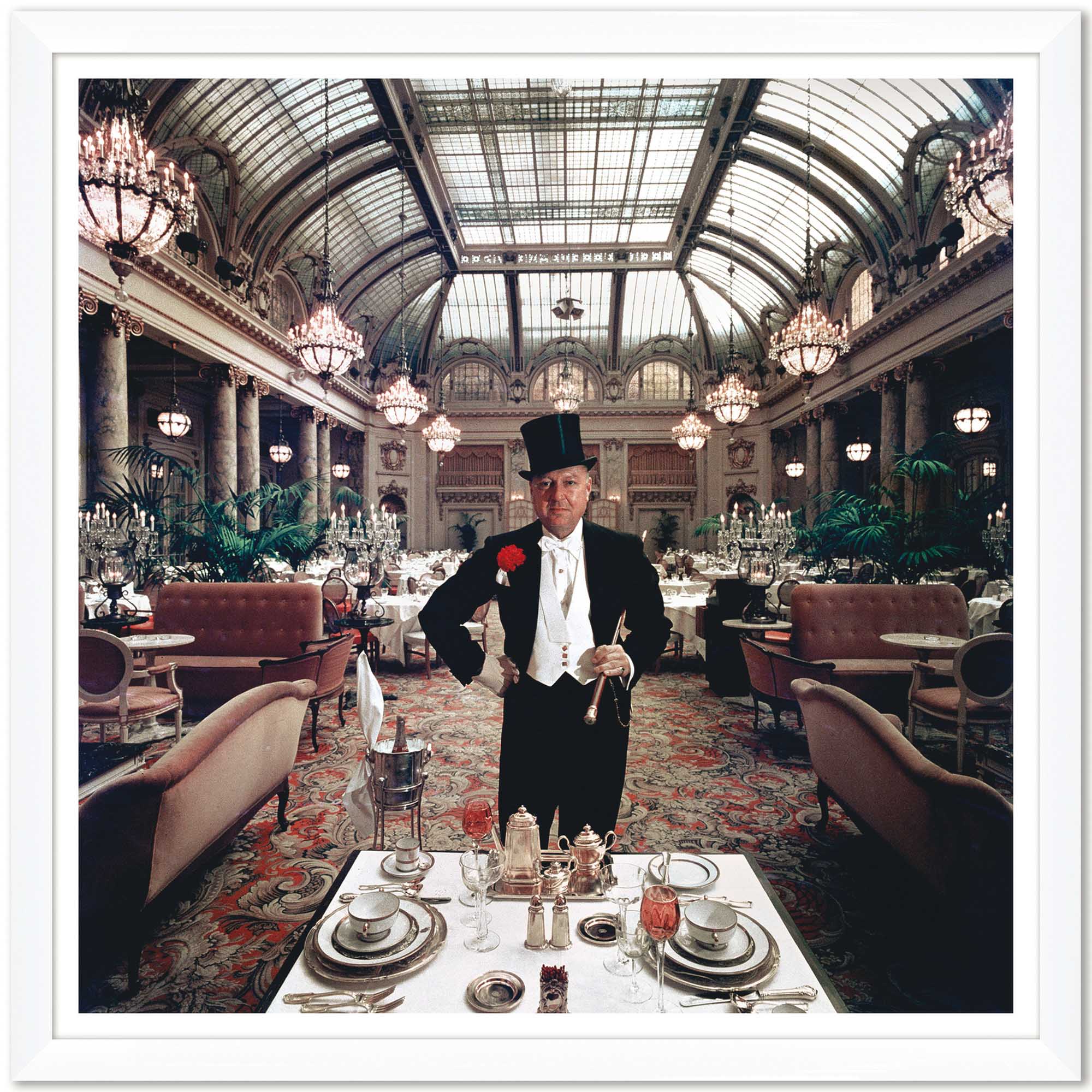 Getty Images 'Top People's Eatery' by Slim Aarons