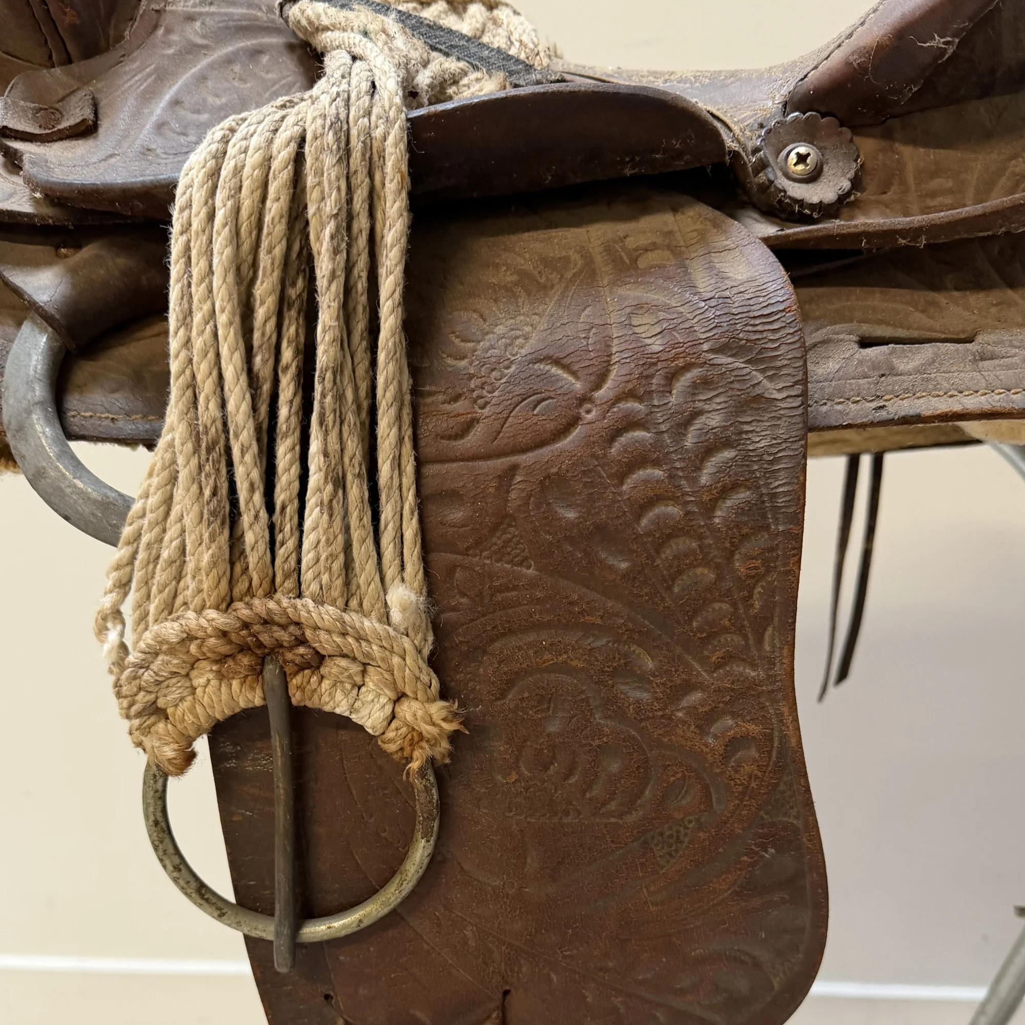 Vintage Western Saddle and Stand - Image 2
