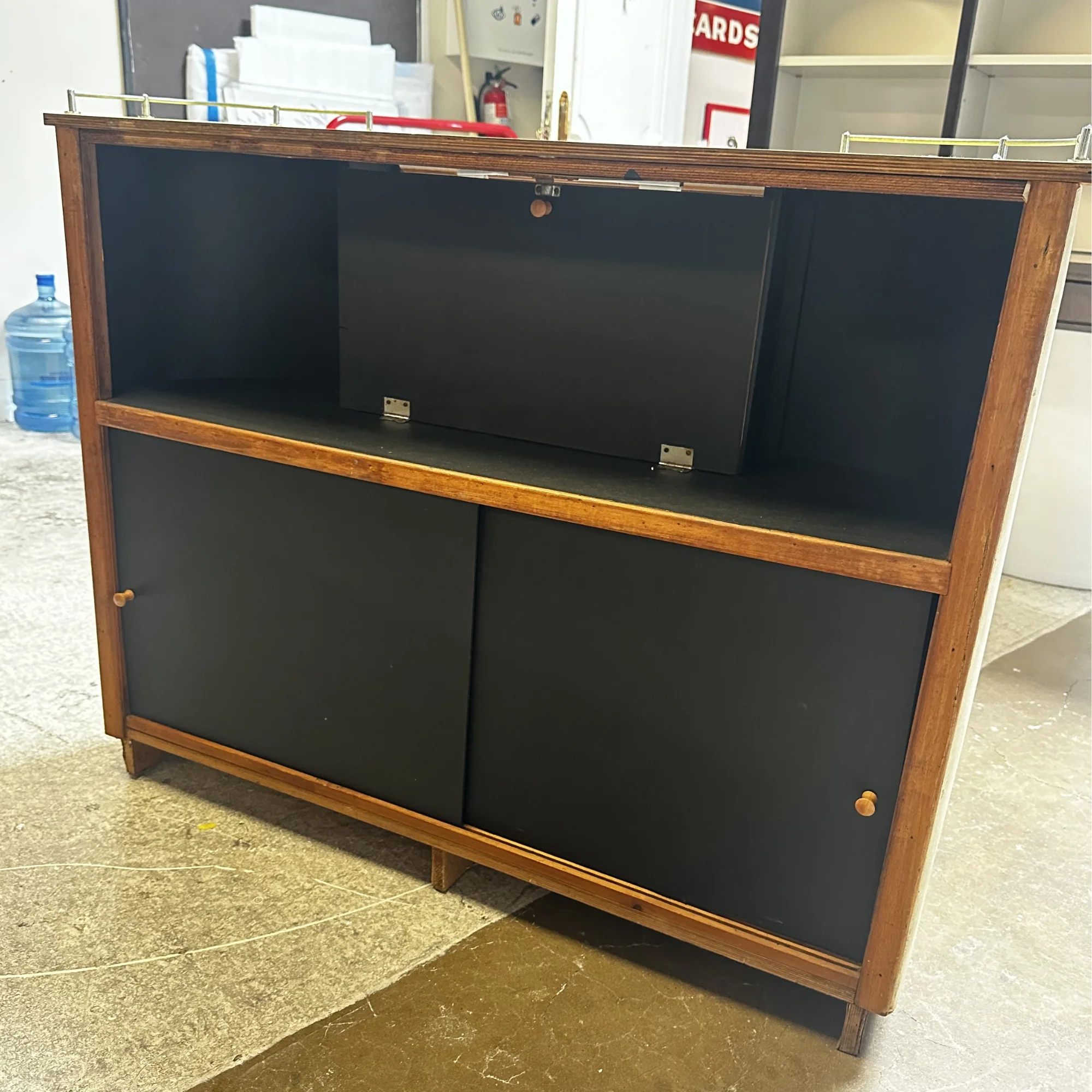 Mid Century Modern Art Deco Style Home Bar - Image 3
