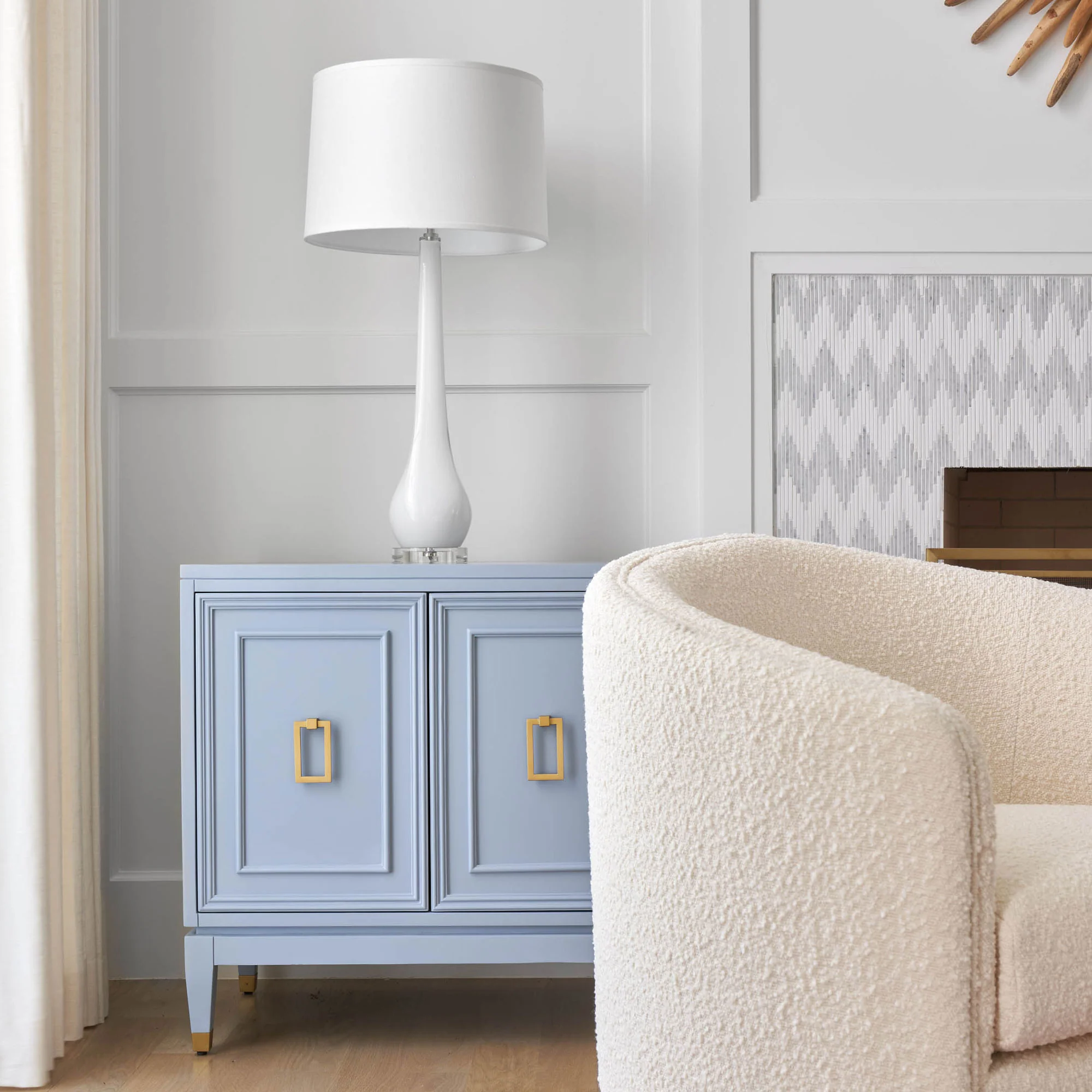 Hampton Lamp In White - Image 3