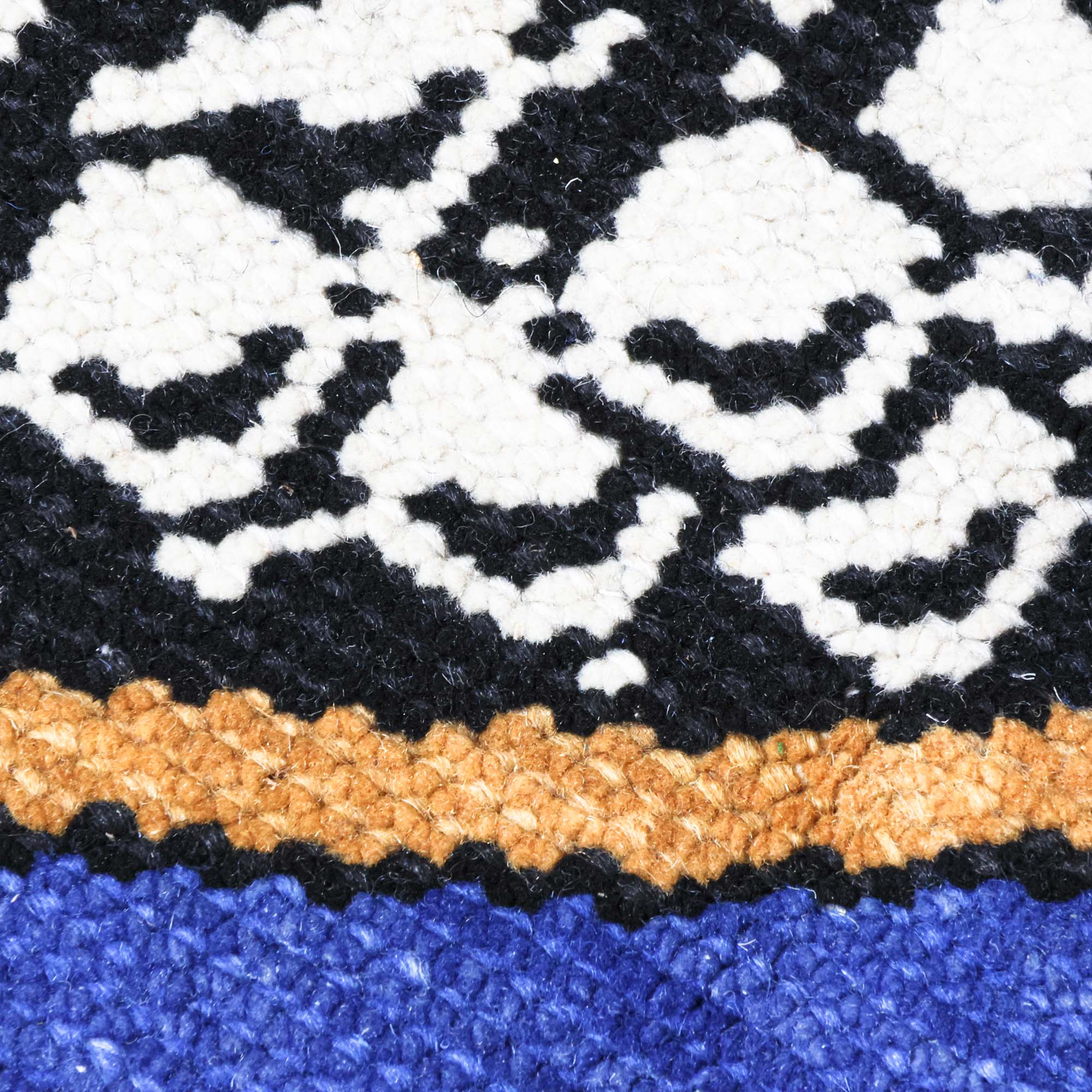 Little Fancy Circle Turkish Knot Rug - Image 3
