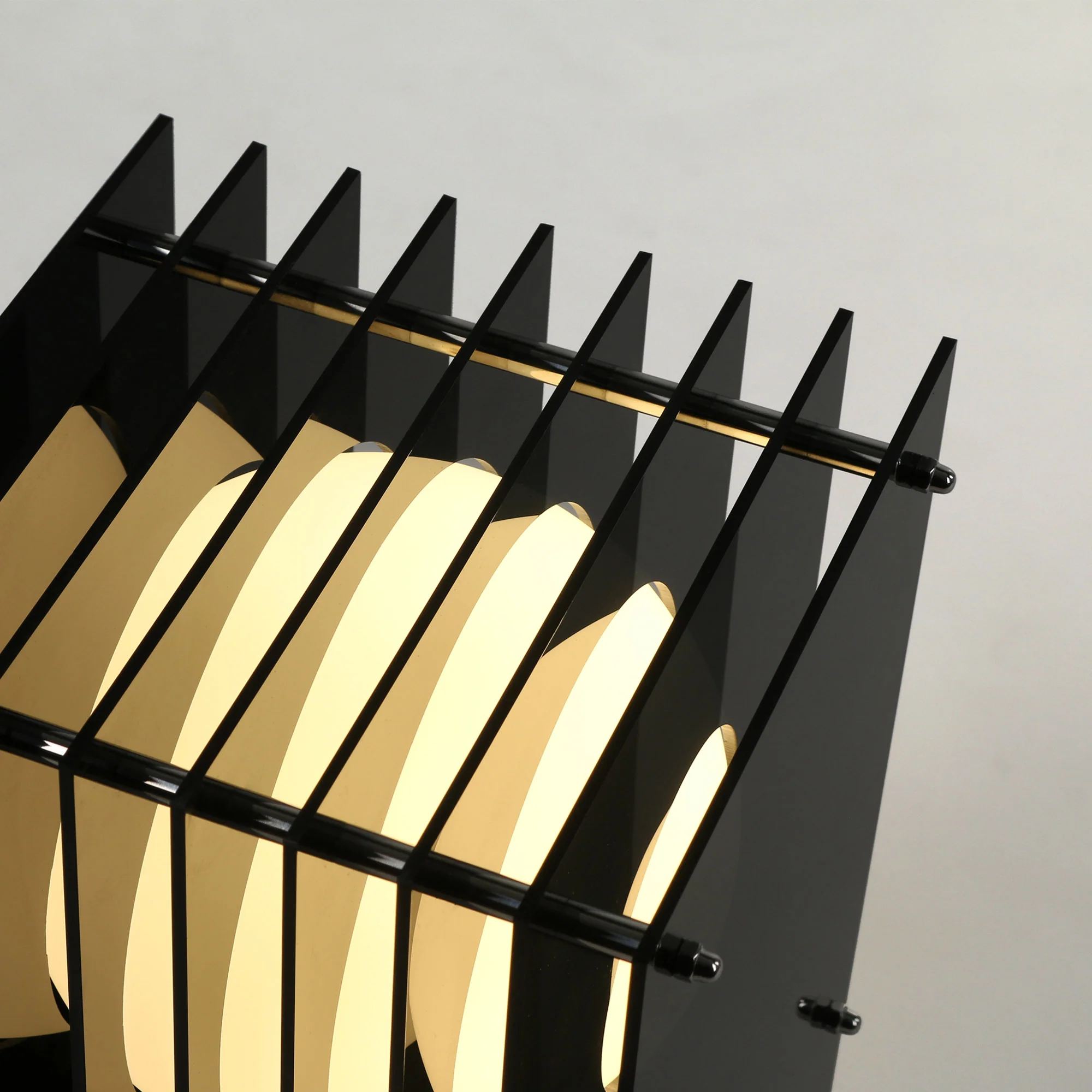 LOP Lamp in Dark Grey - Medium by Bang - Image 5