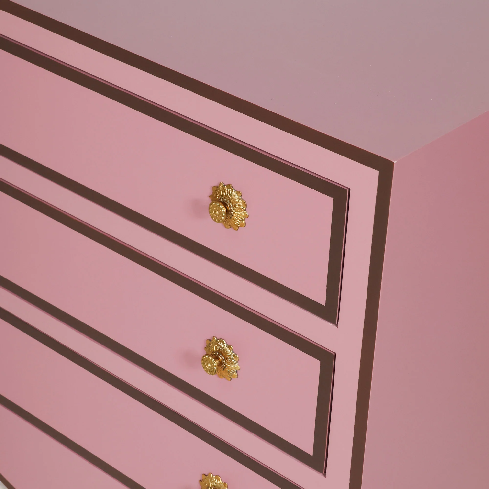 Madame Chest in Mink - Image 6