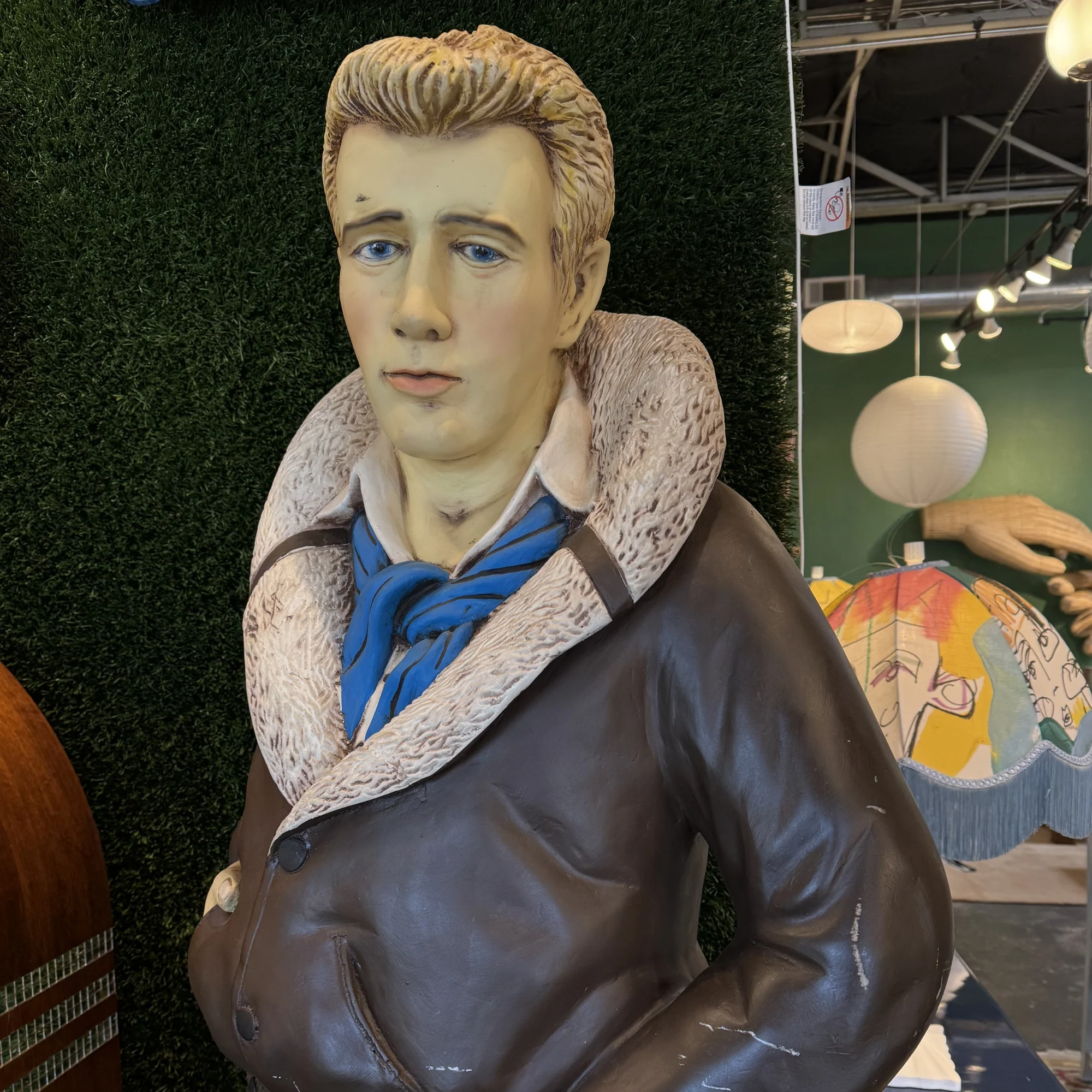 James Dean Life Sized Statue - Image 2