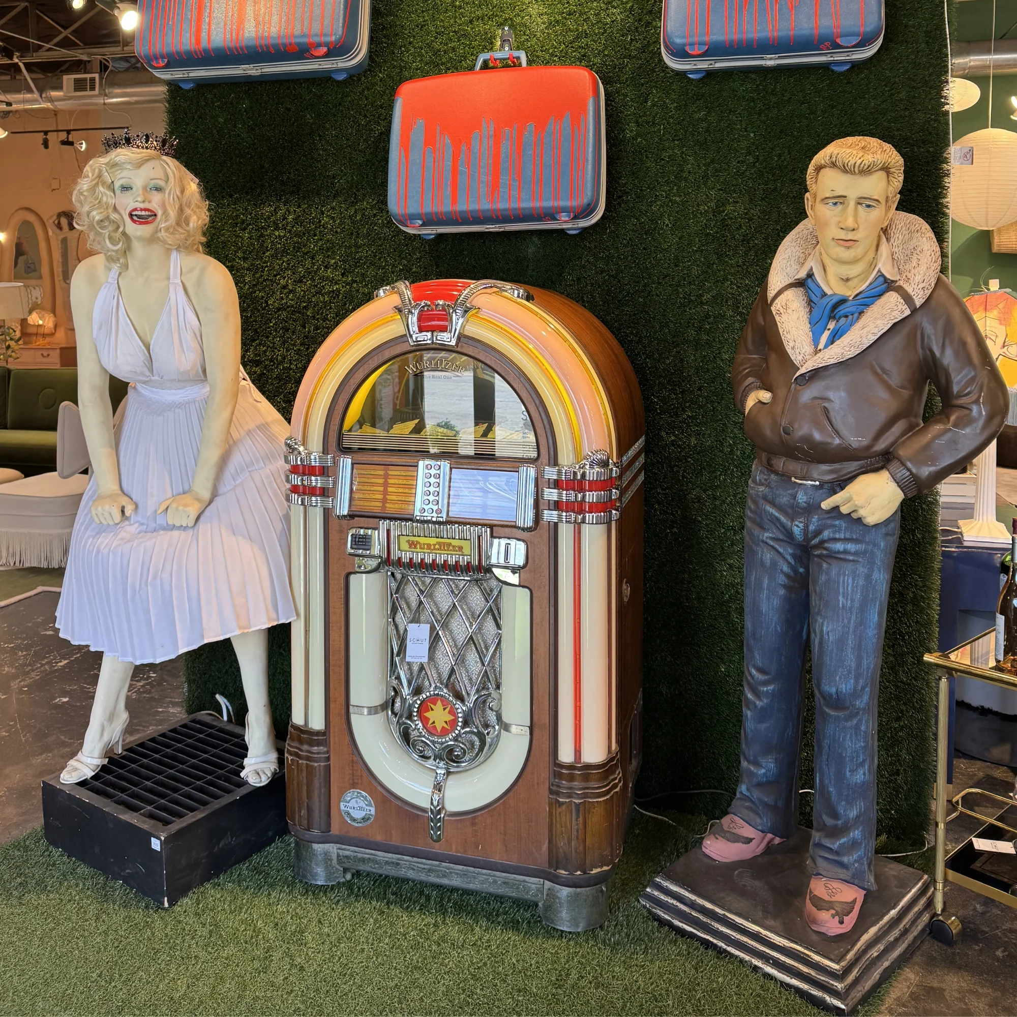 James Dean Life Sized Statue - Image 3