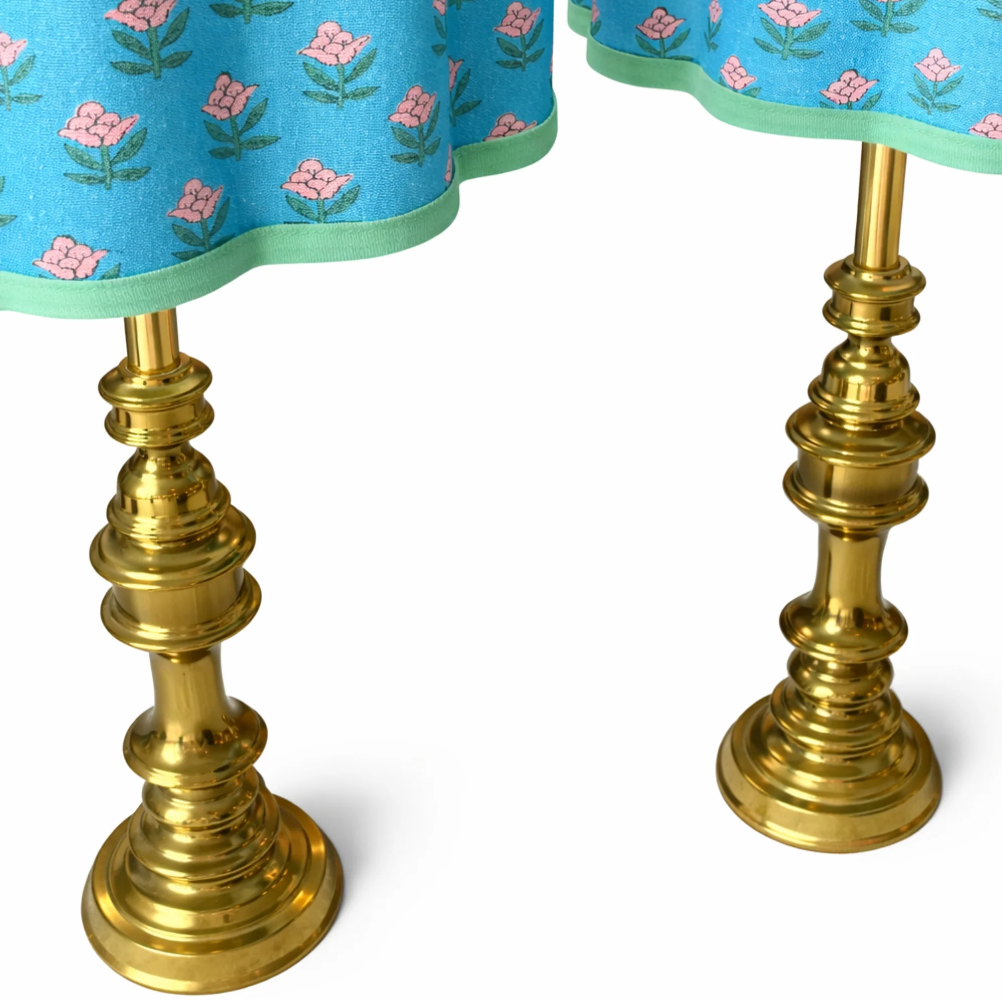 Pair of Vintage Brass Lamps by Stiffel with Rhode Botanical Scalloped Shades - Image 3
