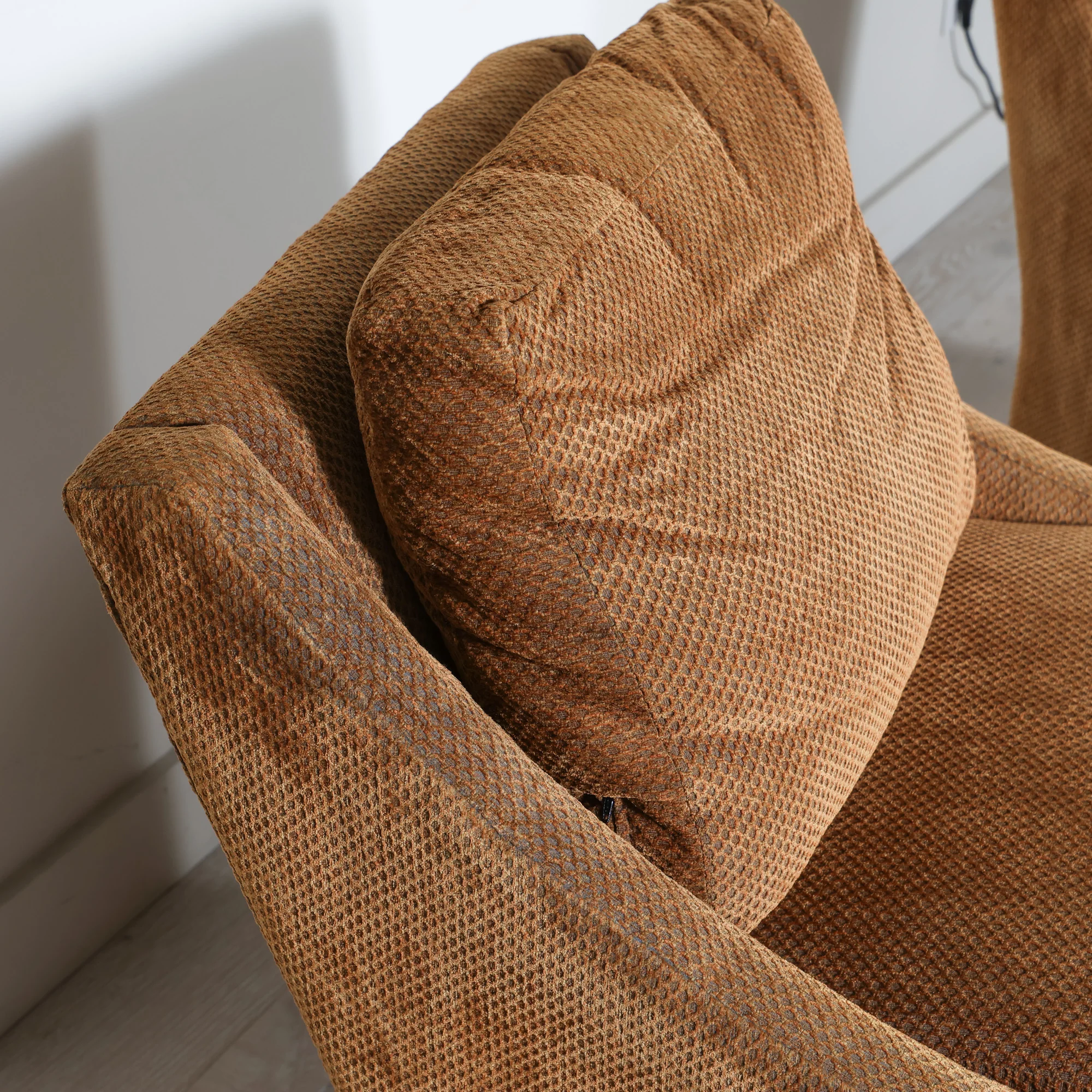 Pair of Slope Arm Swivel Chairs - Image 3