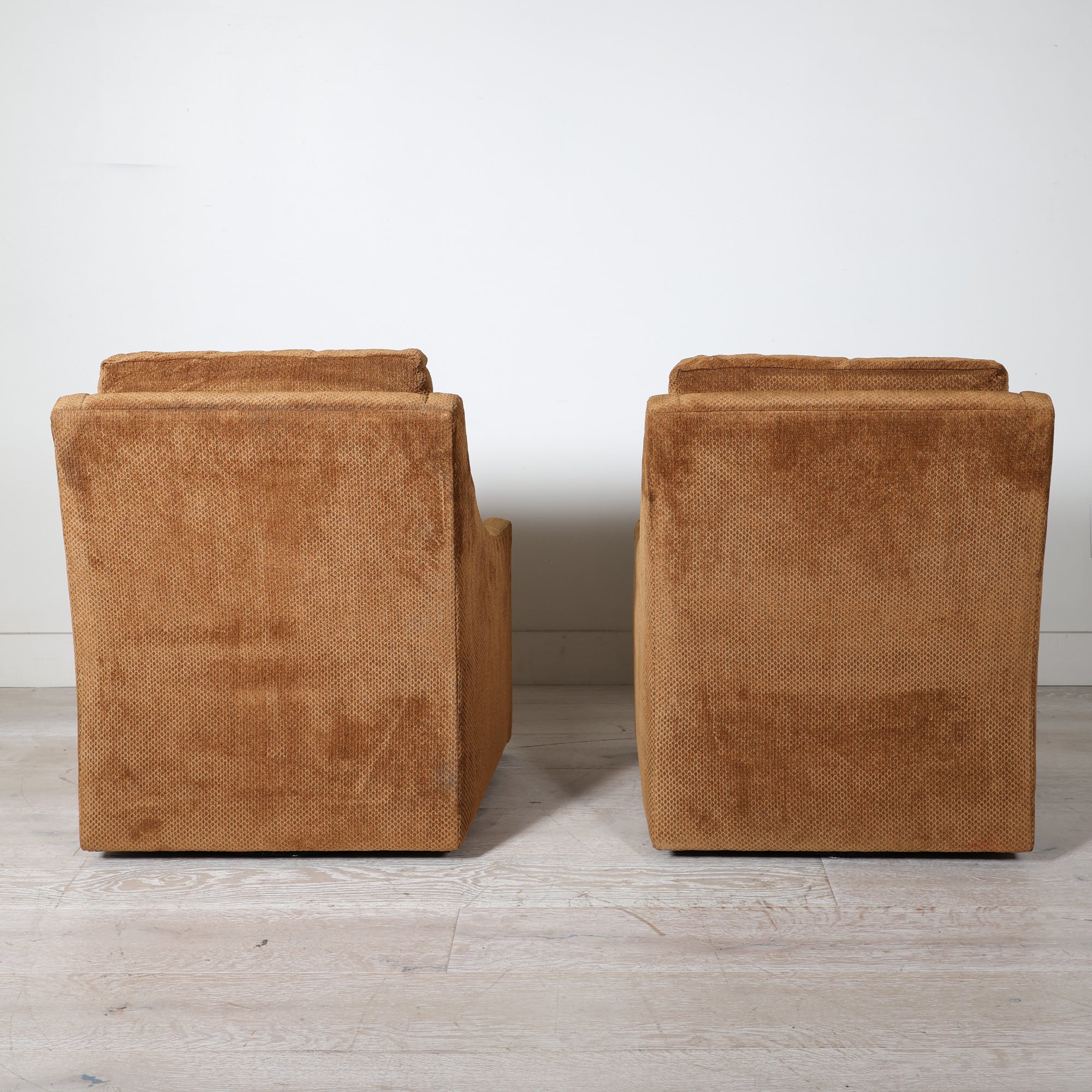 Pair of Slope Arm Swivel Chairs - Image 7
