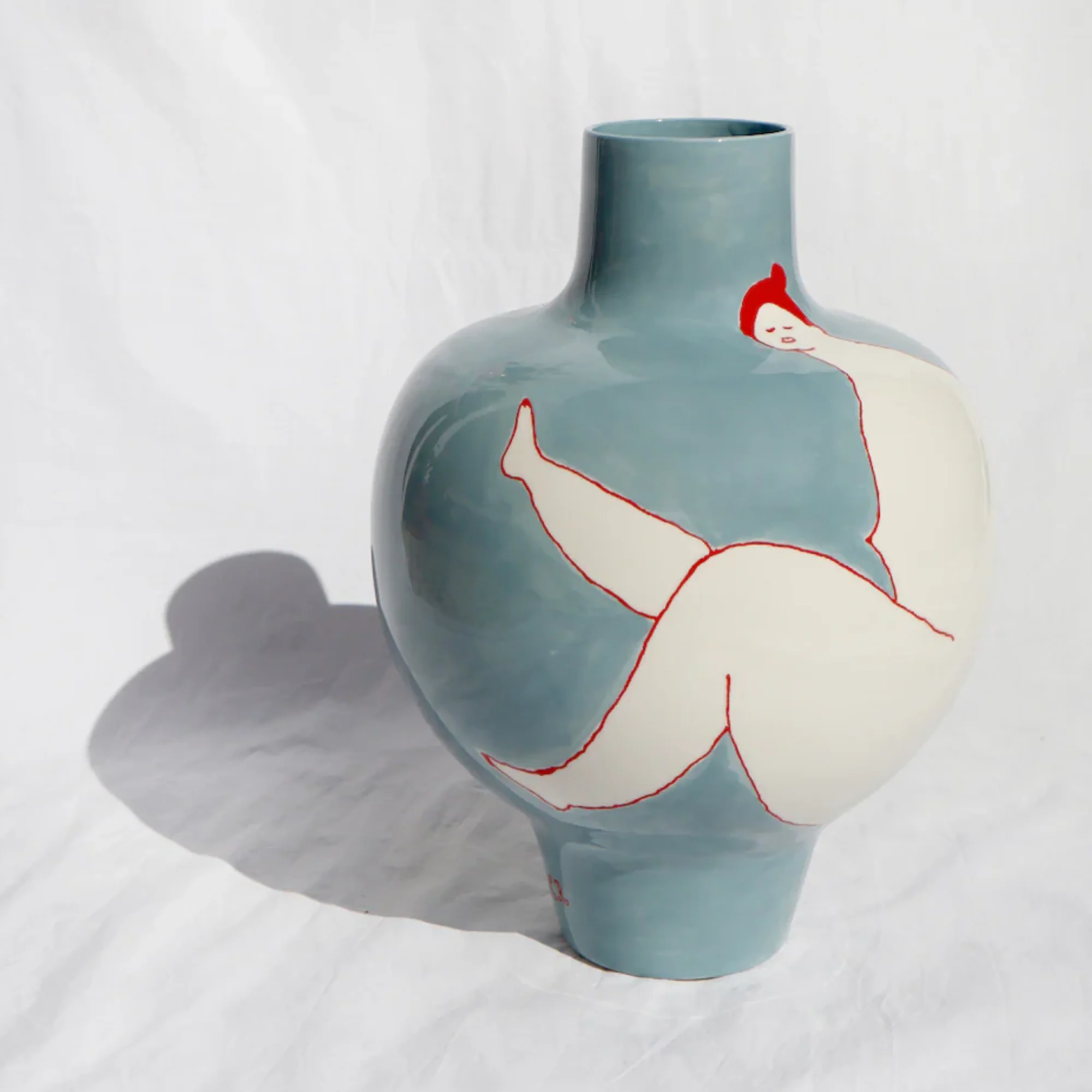 Queen Large Vase - Blue - Image 3
