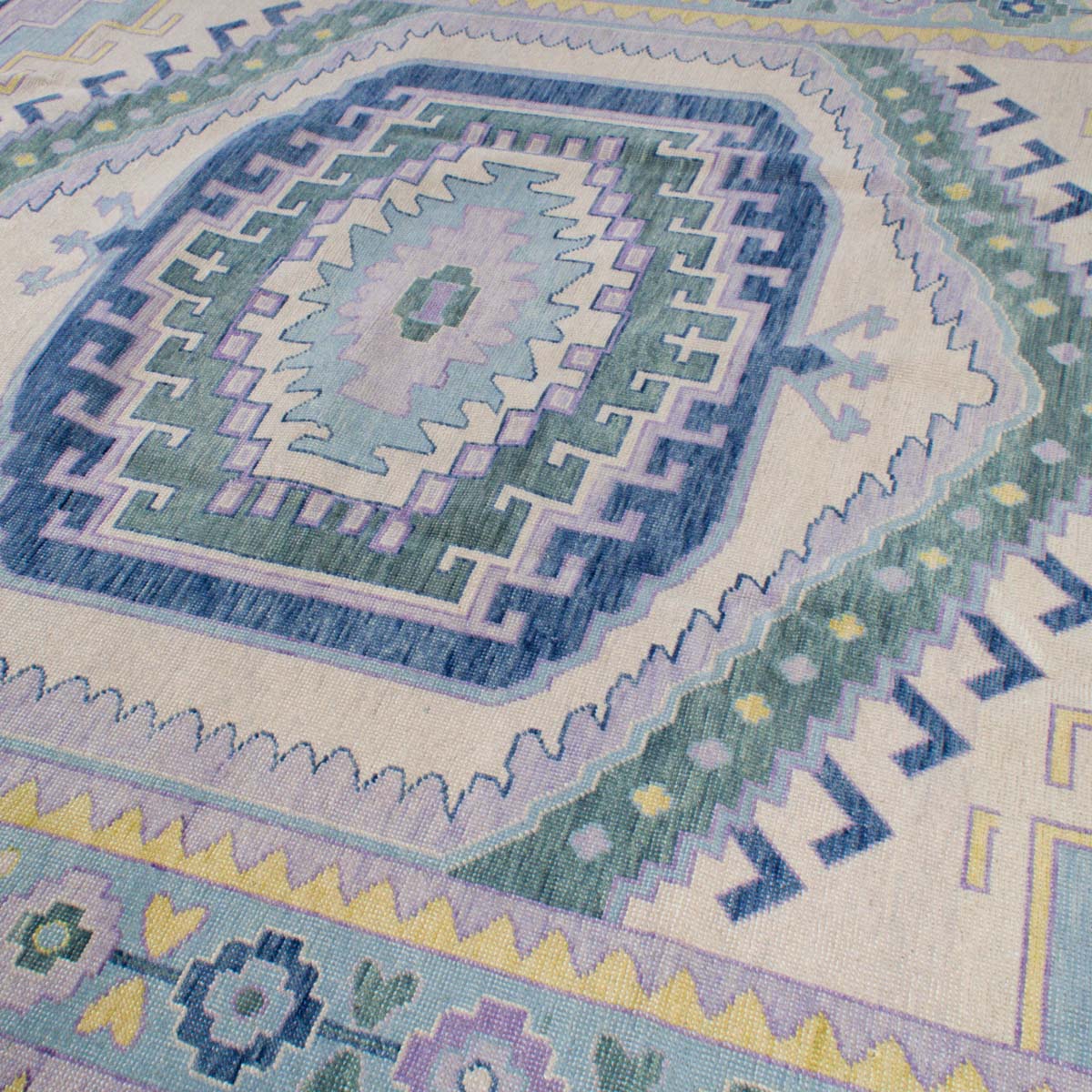 Saint Lisa Pastel Turkish Knot Rug - Image 7