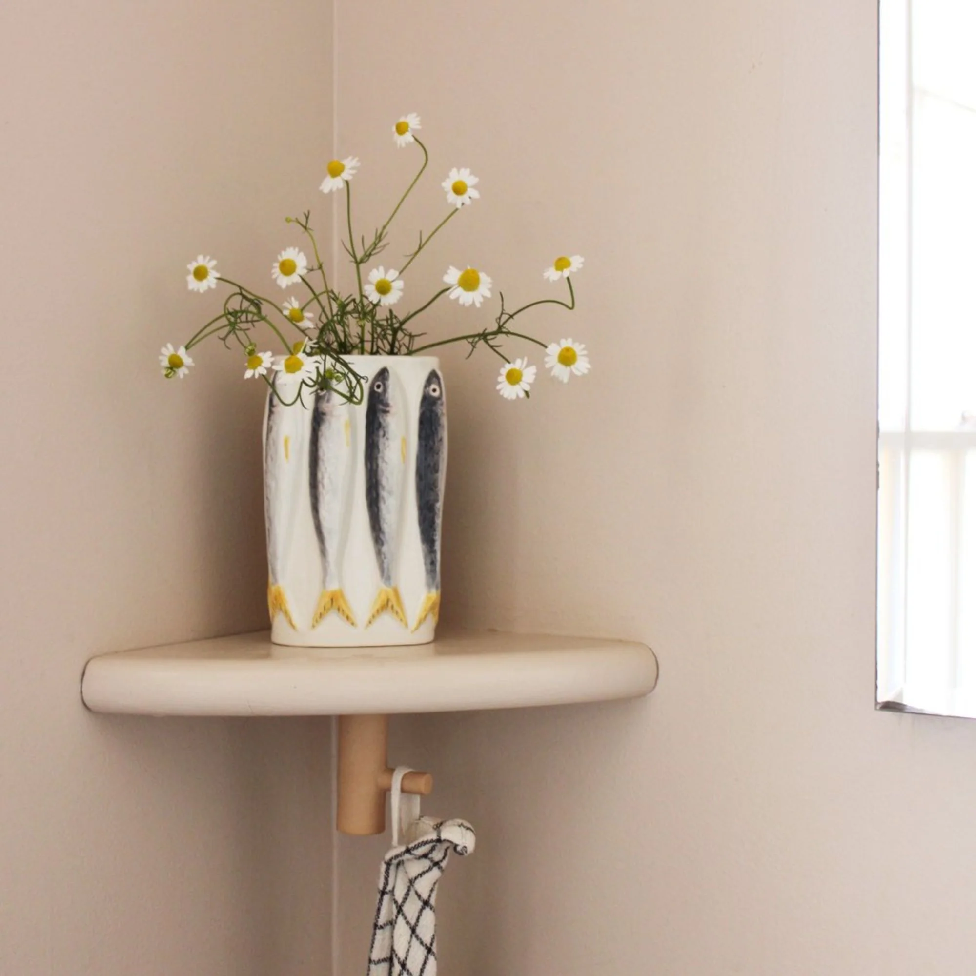 Sardine Vase - Image 4