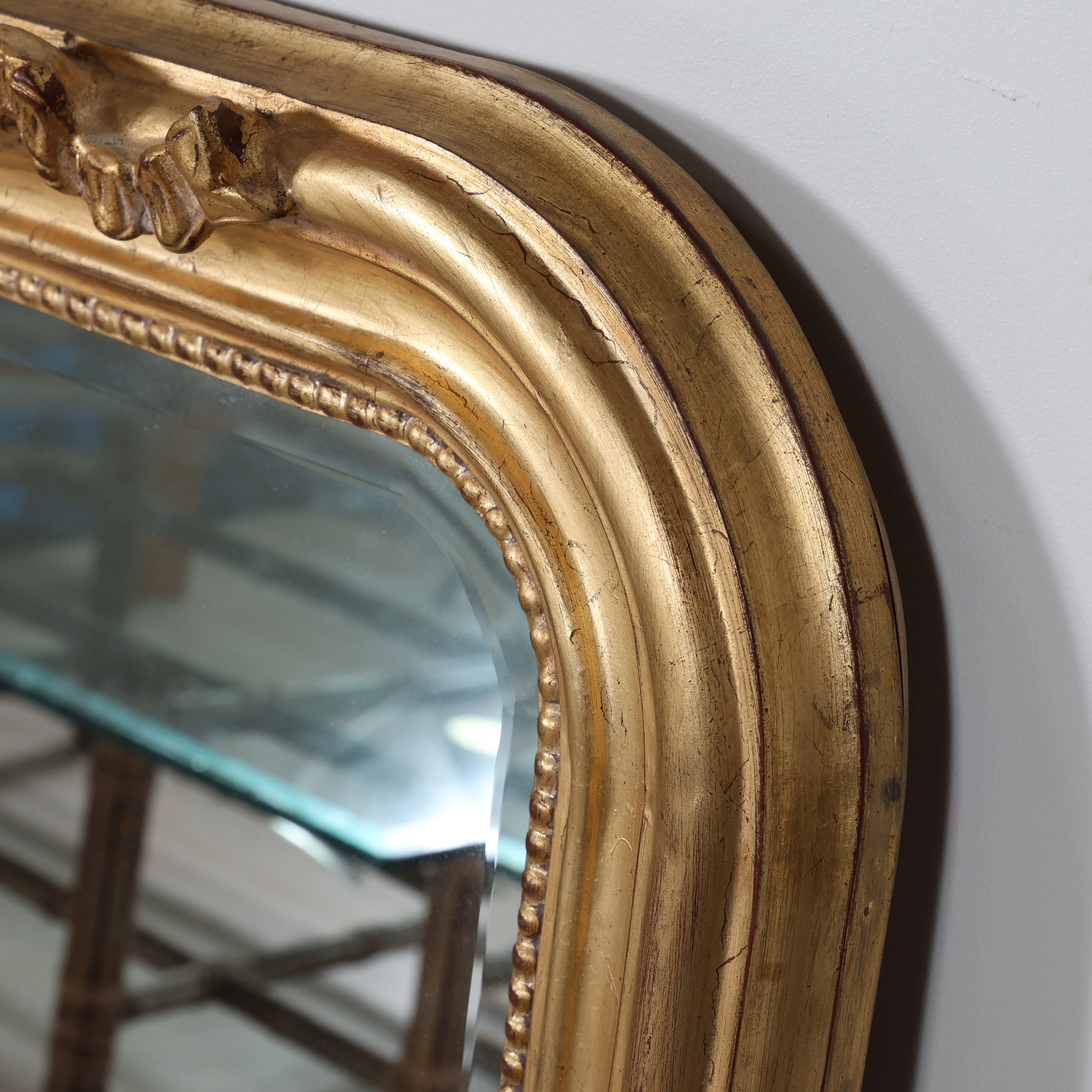 Small Gold Mirror with Decorative Wreath Top - Image 3