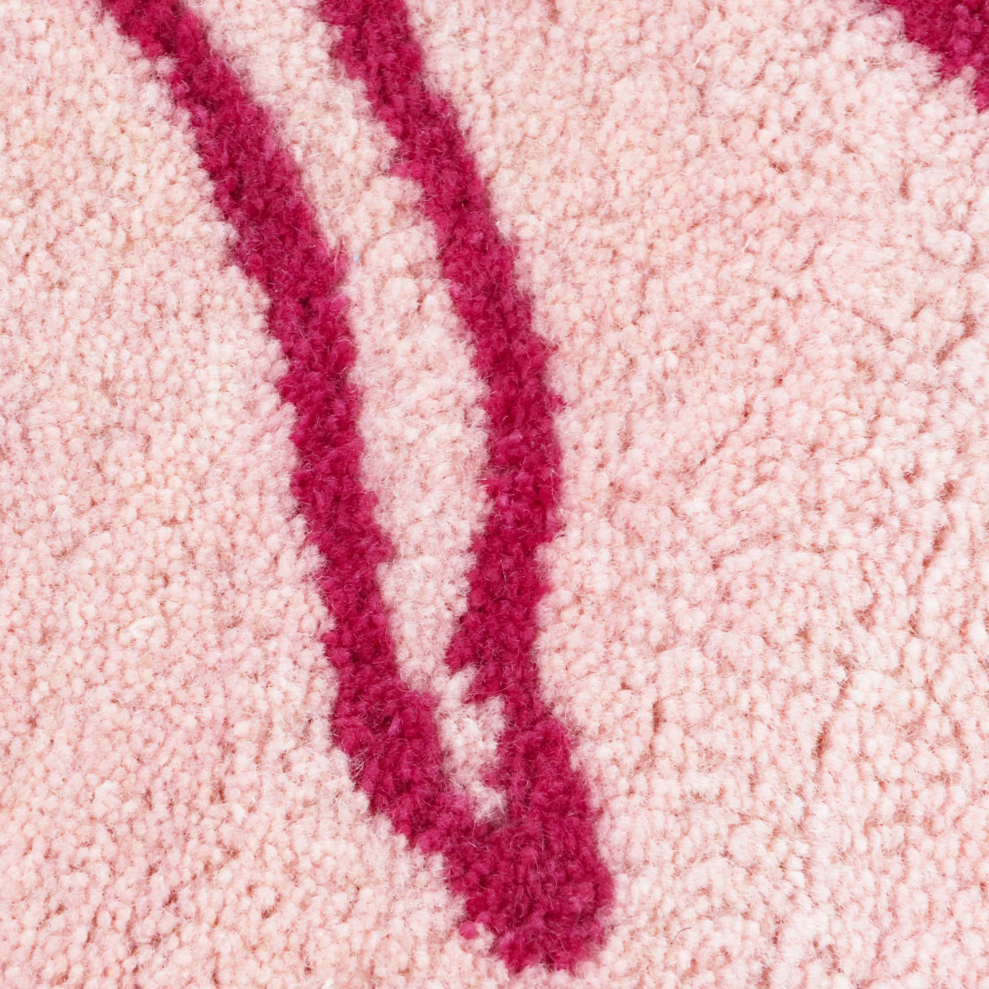 Sol Eye Tufted Mat in Pink - Image 5