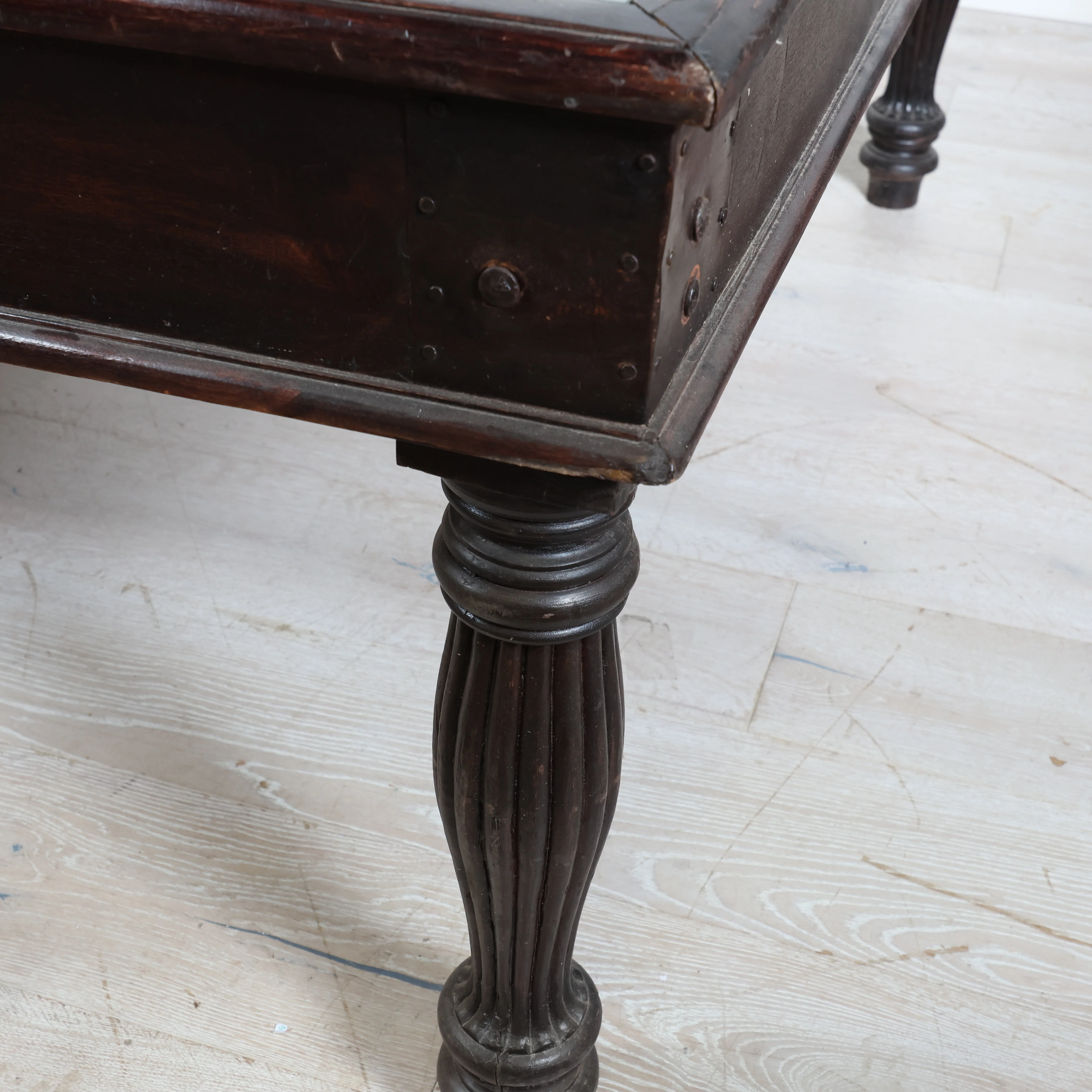 Square Table with Glass Top and Carved Detailing - Image 4