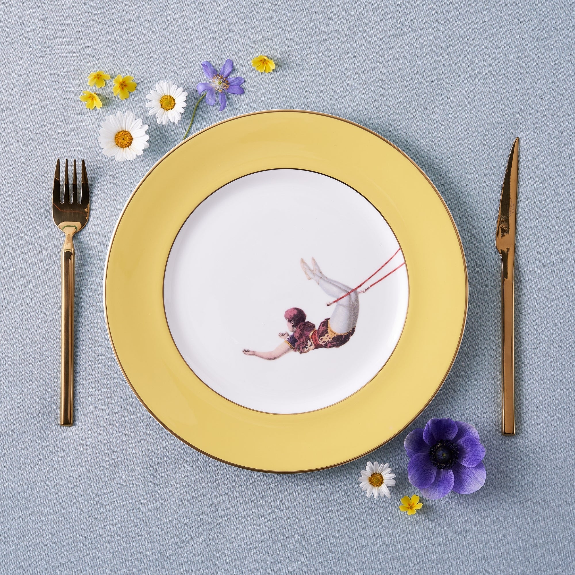 Trapeze Girl Dinner Plate Yellow - Image 2