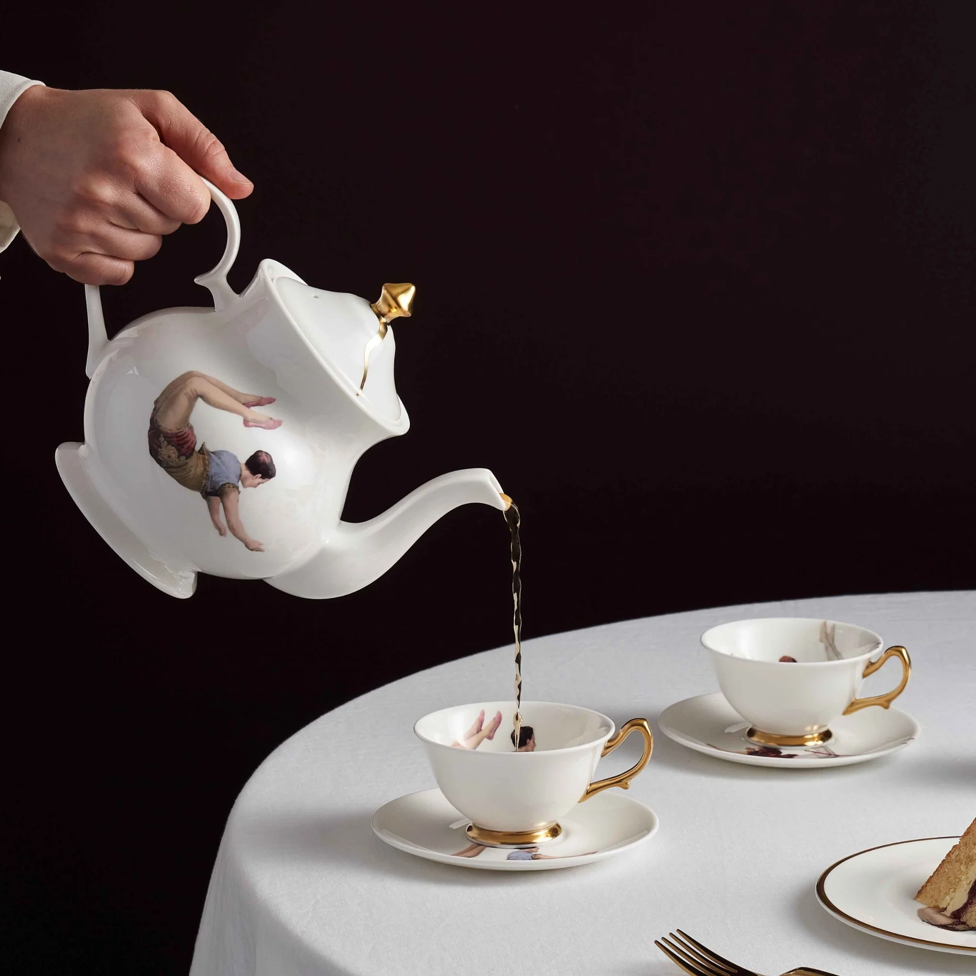 Trapeze Teapot - Image 2
