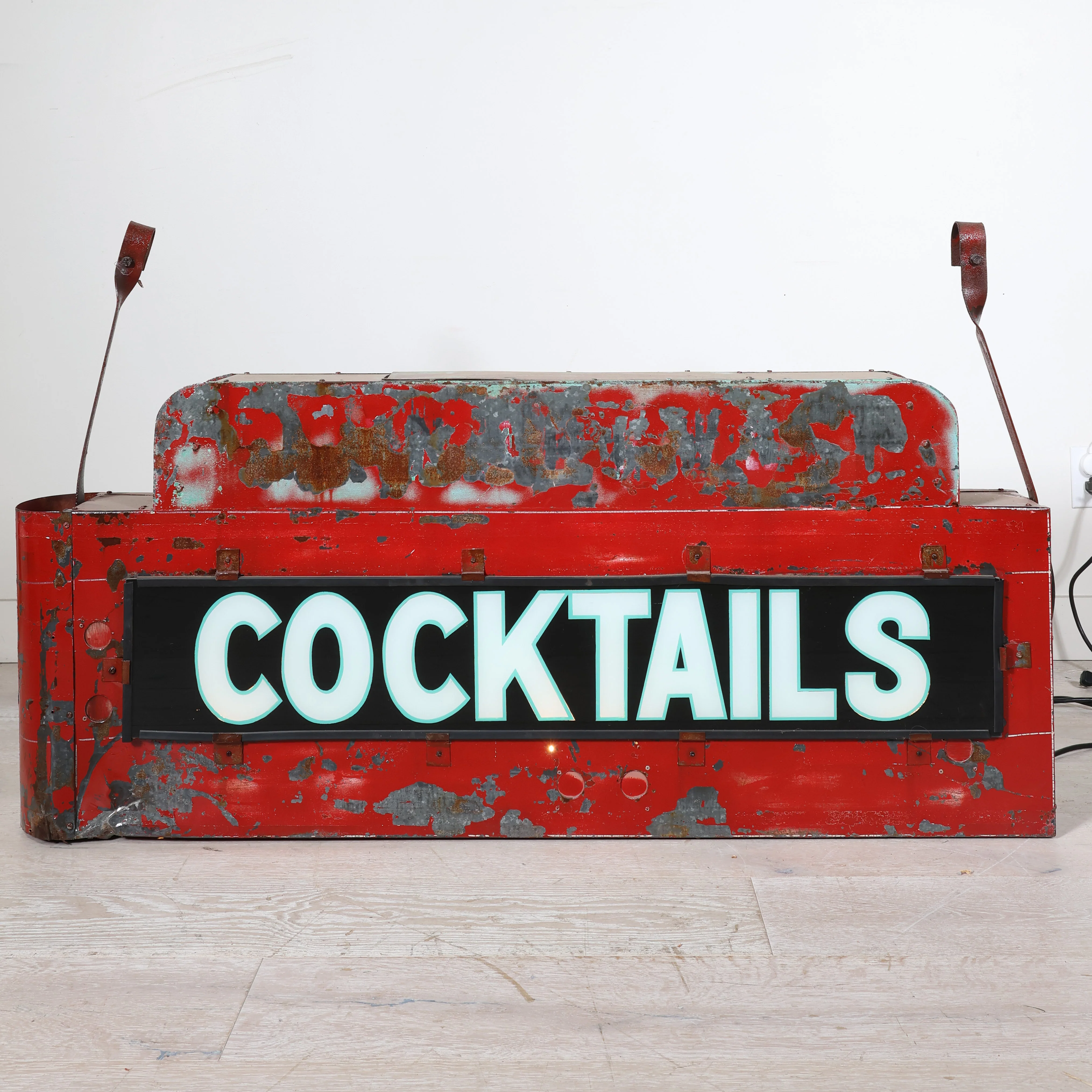 Vintage Light Up Cocktail Sign - Image 2