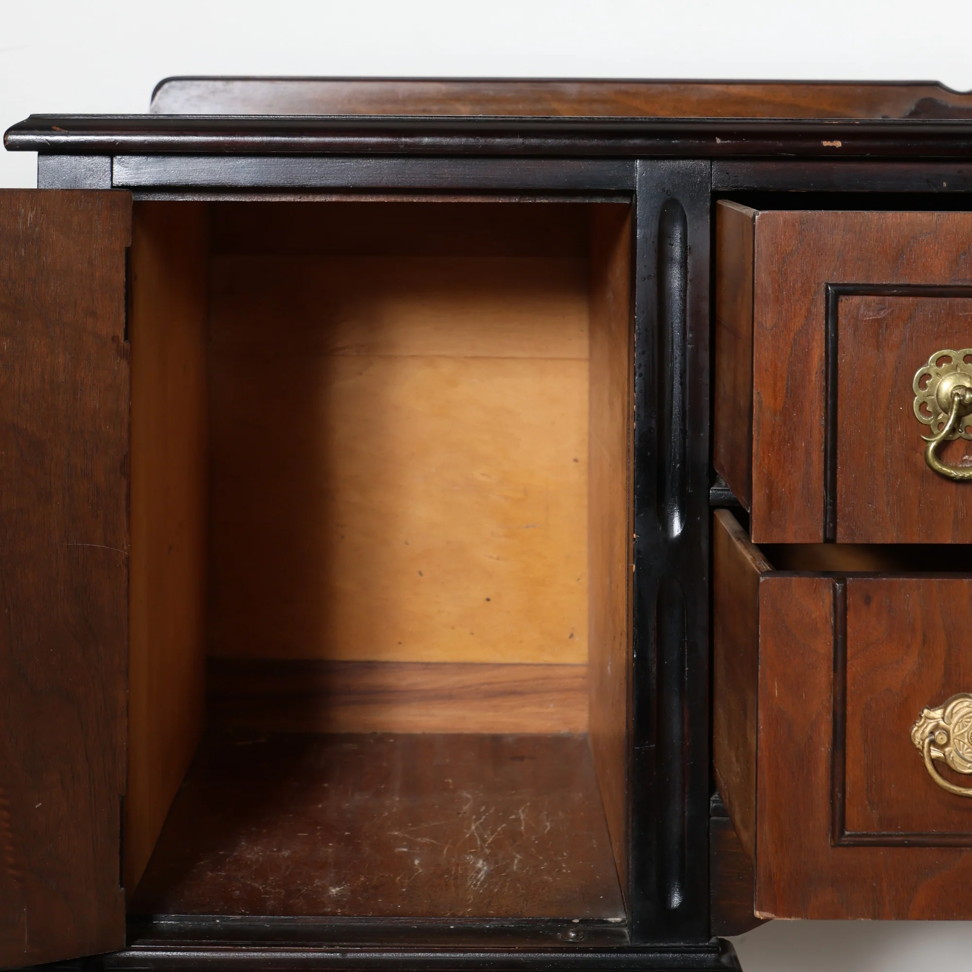 Vintage Mahogany Sideboard Buffet - Image 7