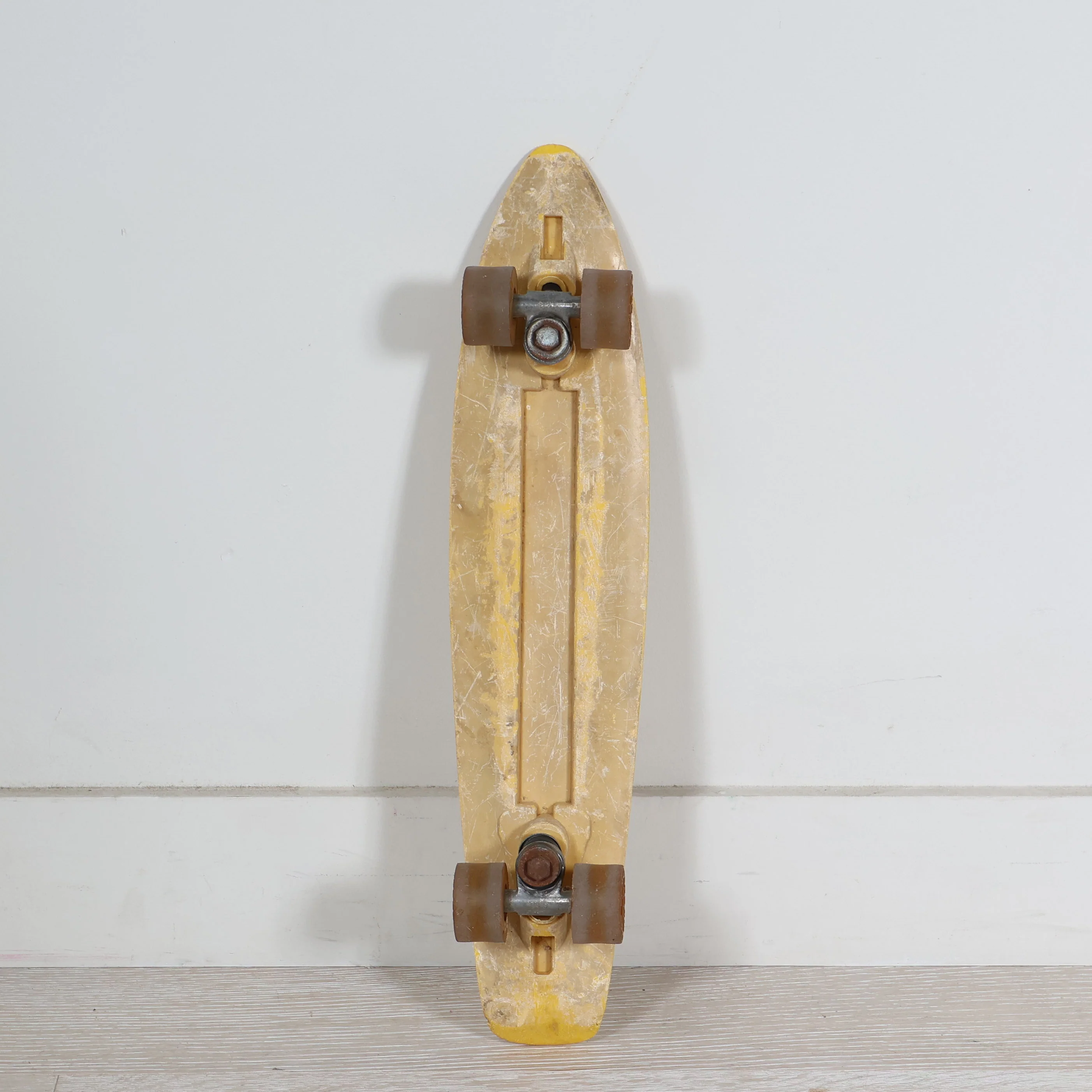 Vintage Skateboard - Image 2