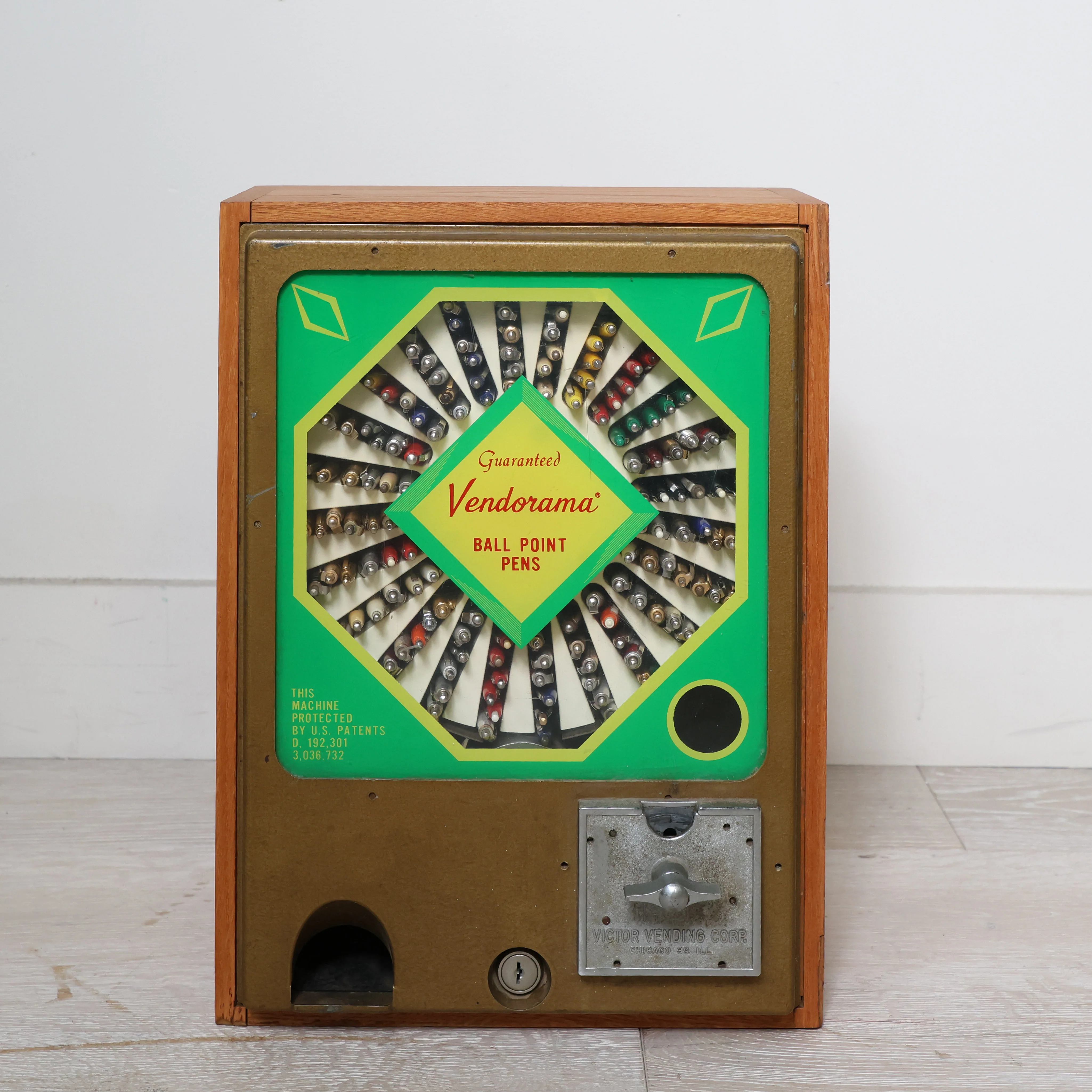 Vintage Vendorama Ball Point Pen Machine - Image 2