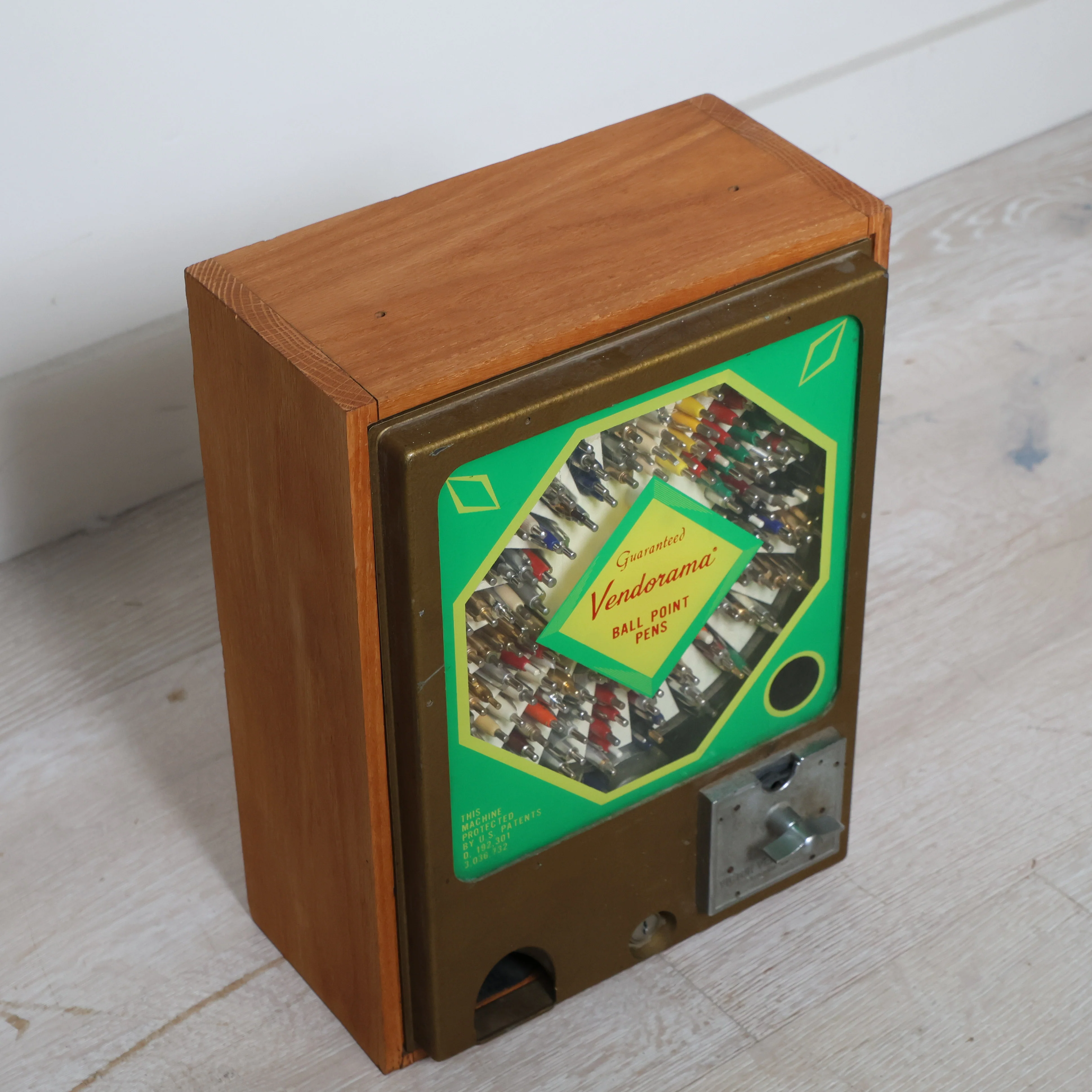 Vintage Vendorama Ball Point Pen Machine - Image 3