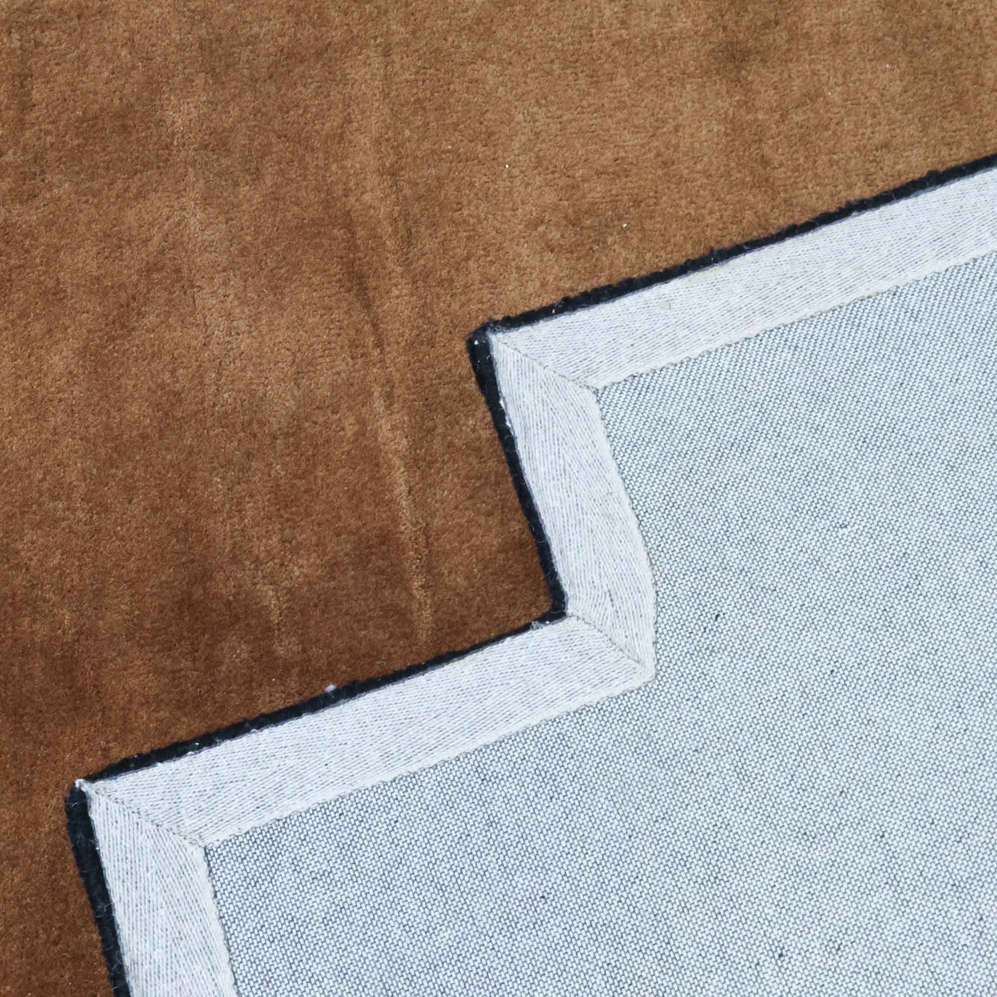 Viper Saddle Tufted Rug - Image 5