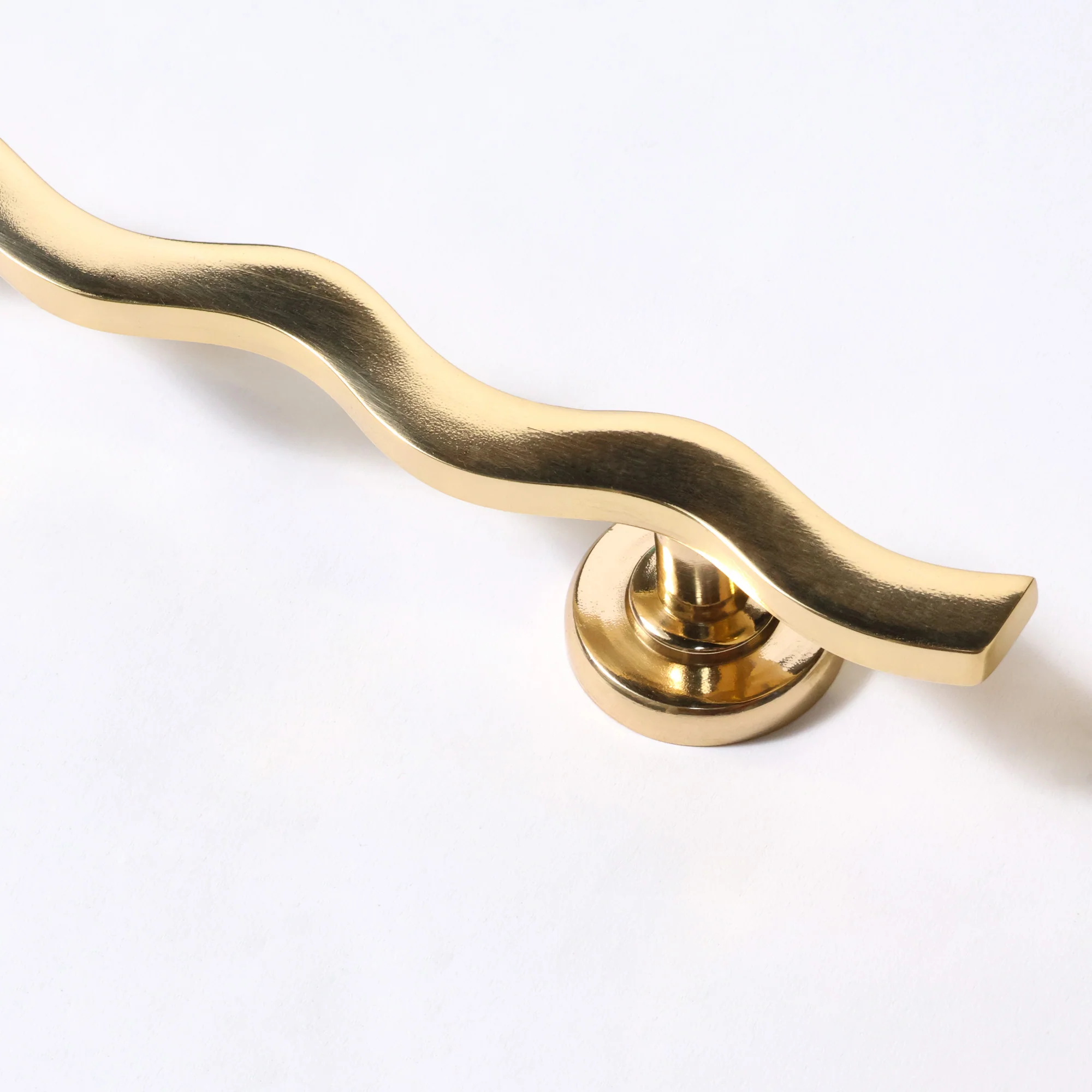Wavy Brass Handle - Image 3